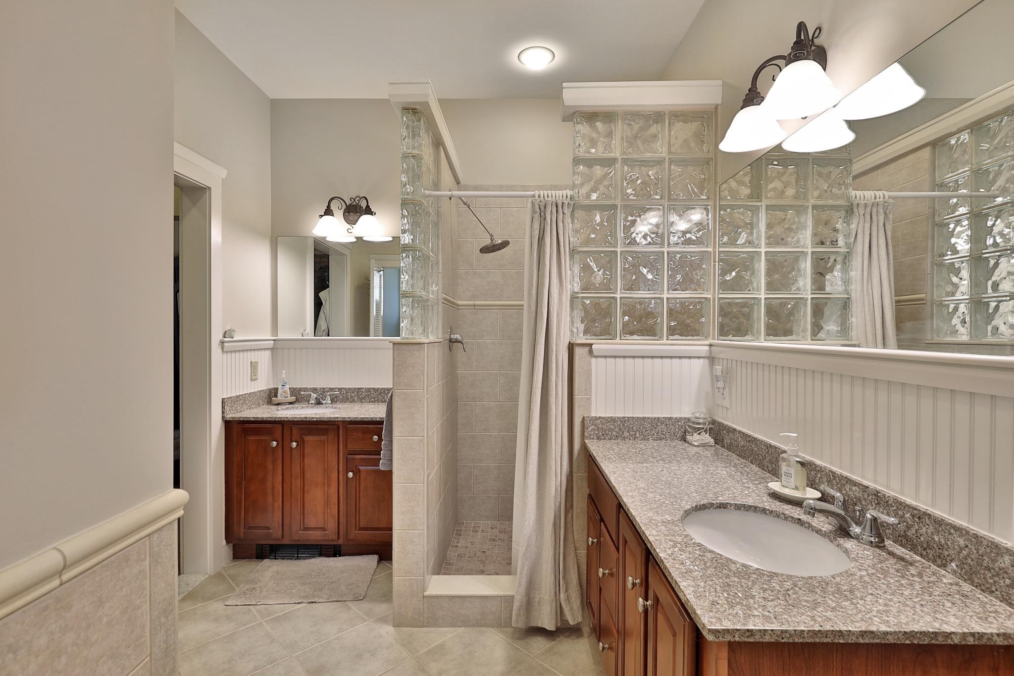 41 Parkhurst Road Unit: L-1