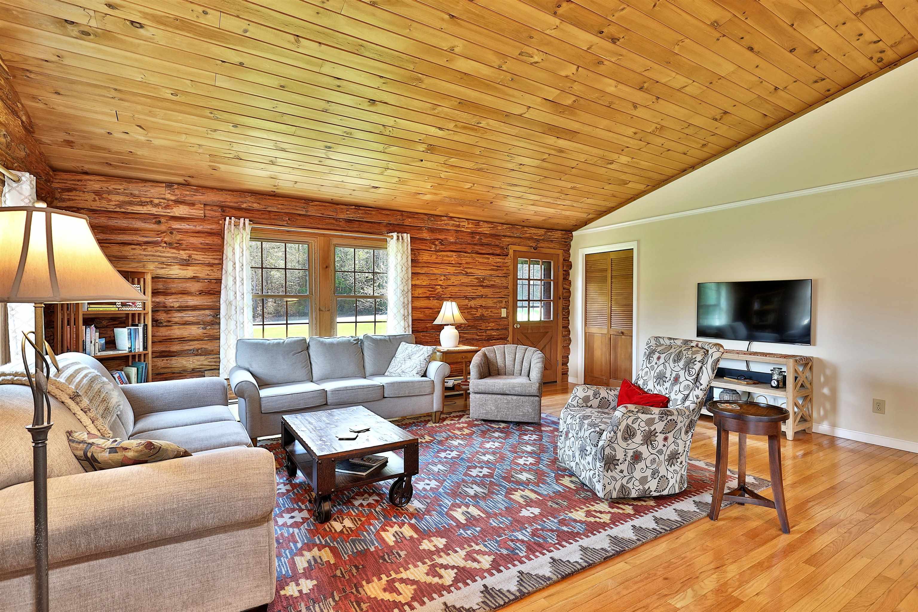 1321 Hortonville Road