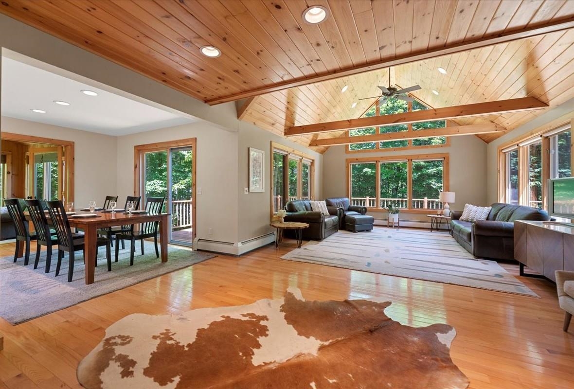 17 Moose Hollow Road