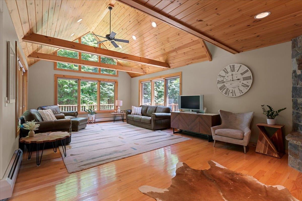 17 Moose Hollow Road