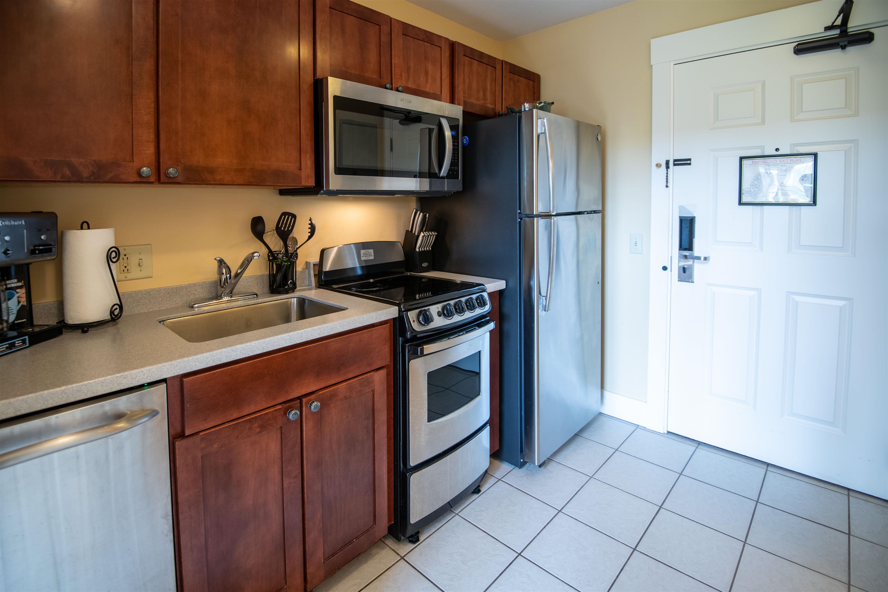 420 Qtr. III Jackson Gore Inn