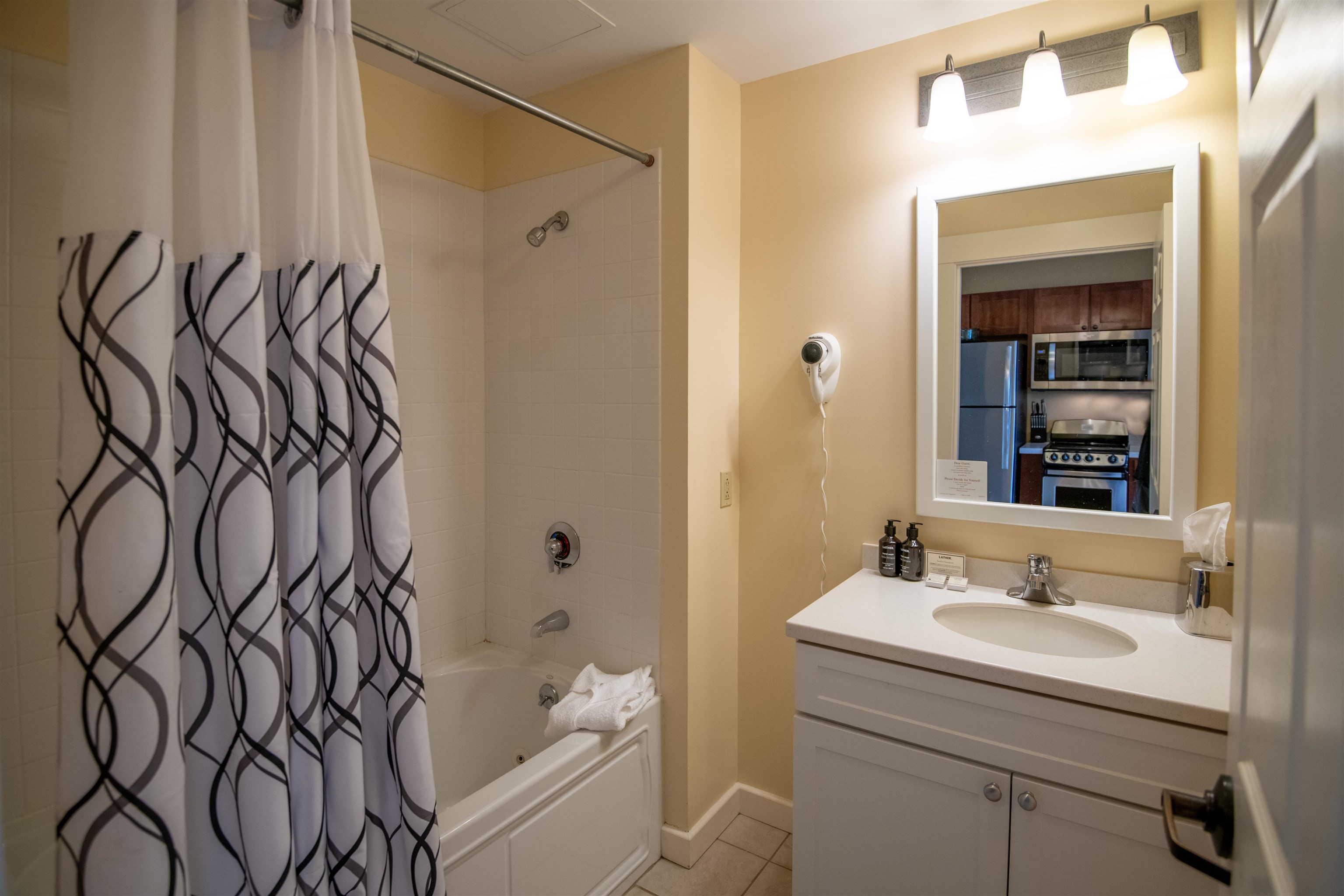 420 Qtr. III Jackson Gore Inn