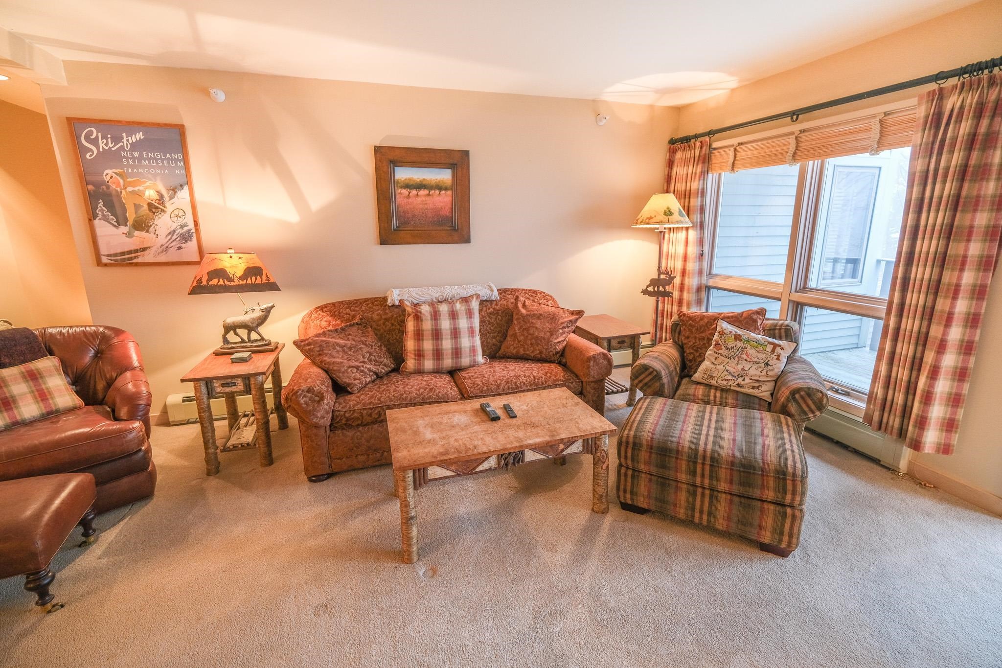 117 Ledgewood Road Unit: F4 w/ Garage