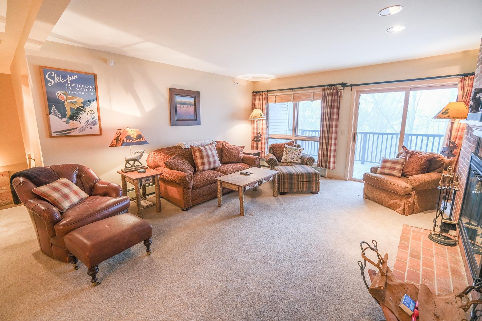 117 Ledgewood Road Unit: F4 w/ Garage