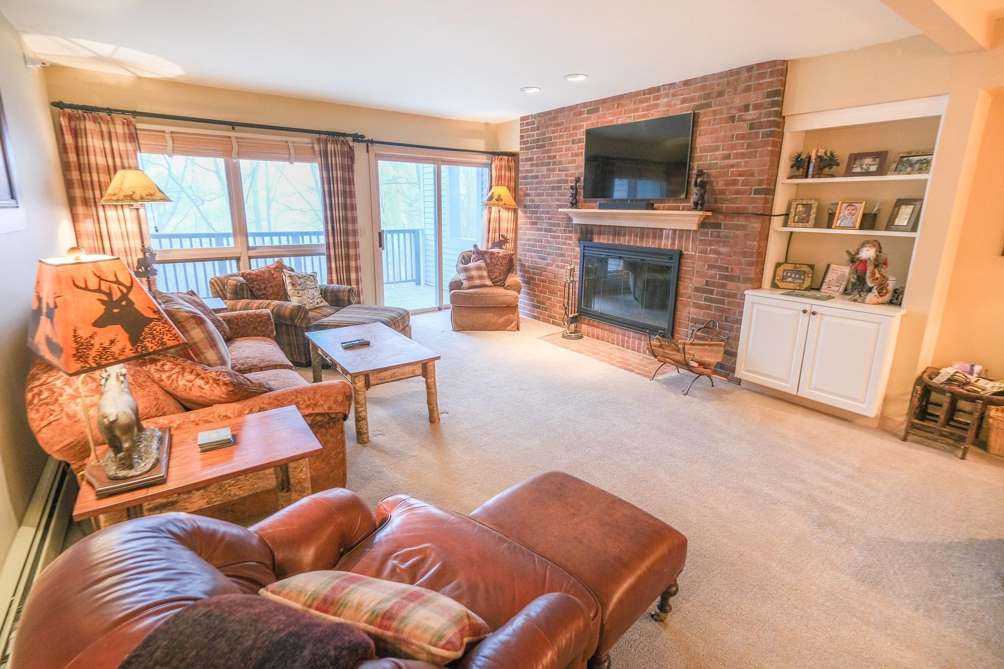 117 Ledgewood Road Unit: F4 w/ Garage