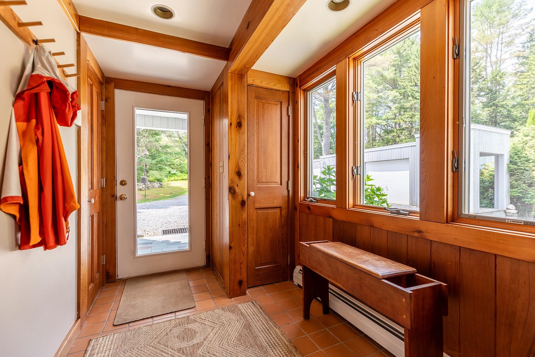 1042 Landgrove Road