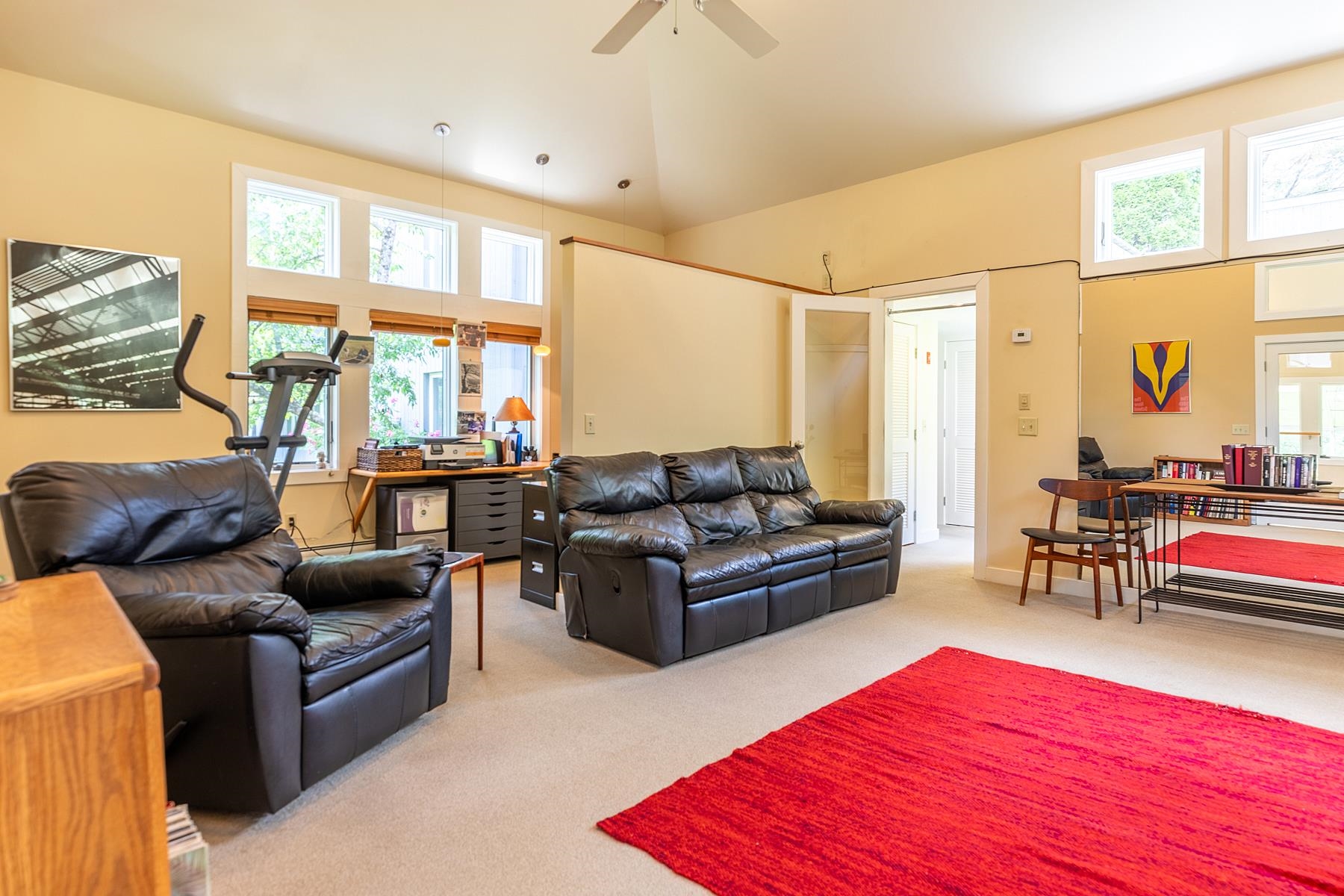 1042 Landgrove Road
