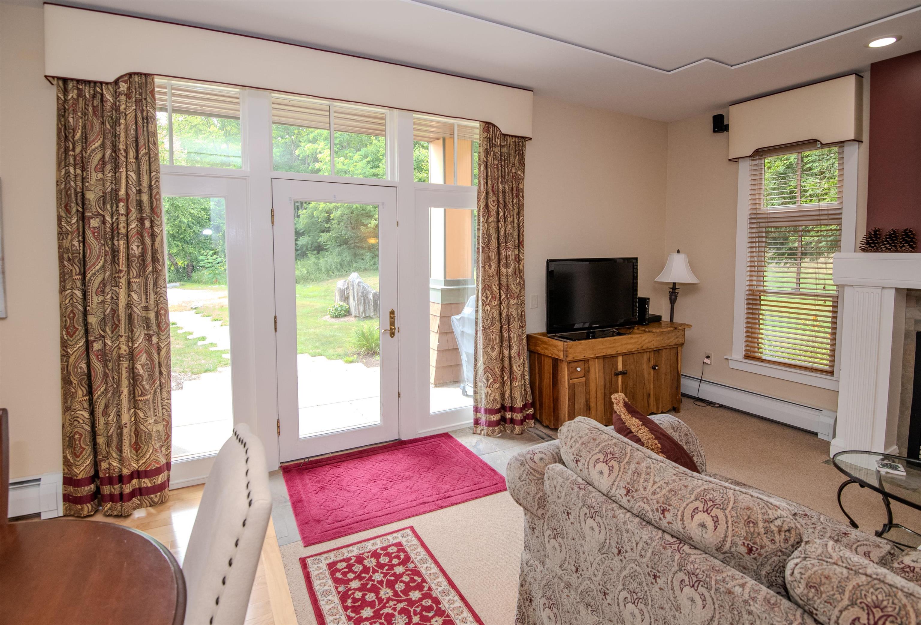 28 Carriage Lane Unit: E-3