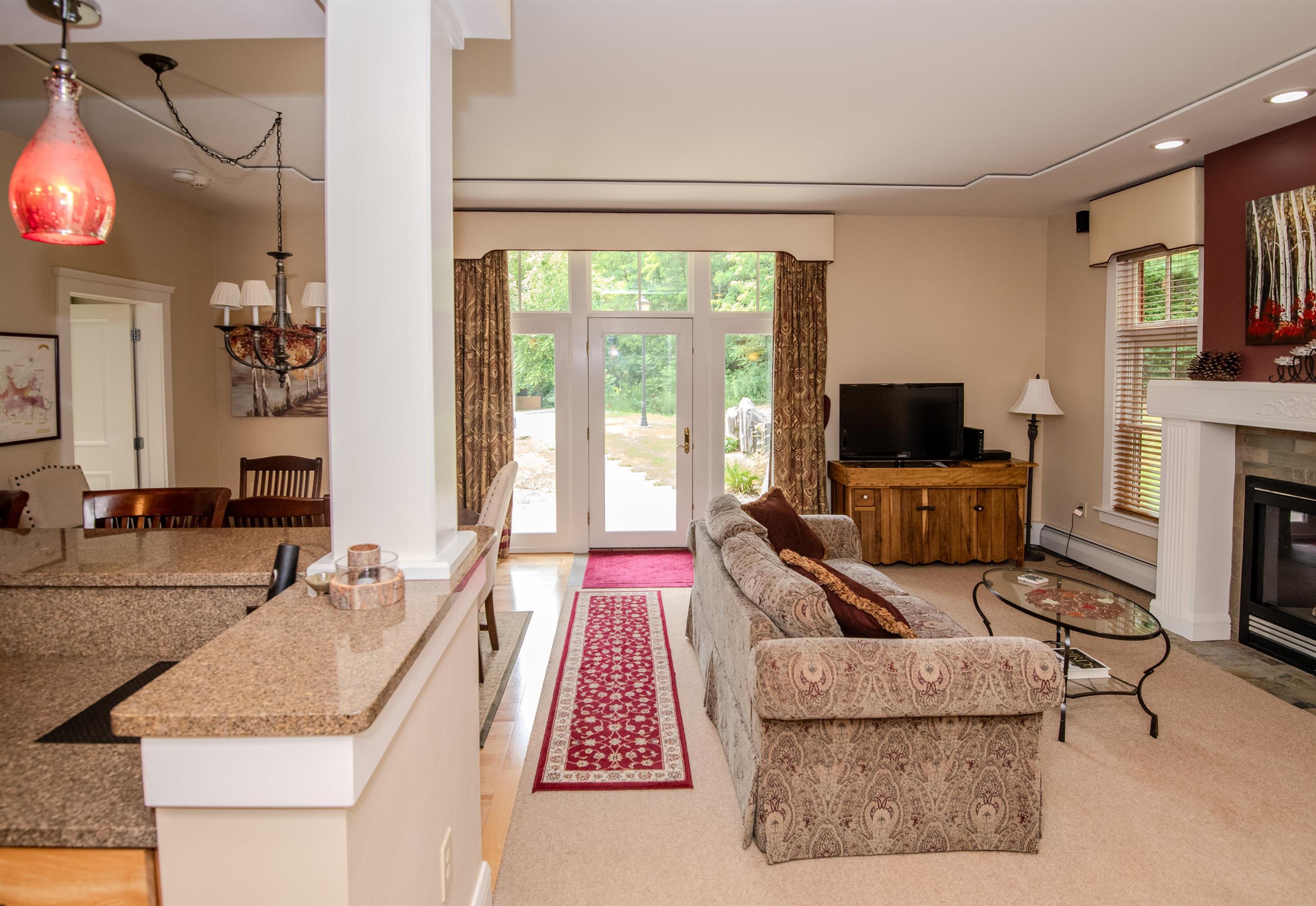 28 Carriage Lane Unit: E-3