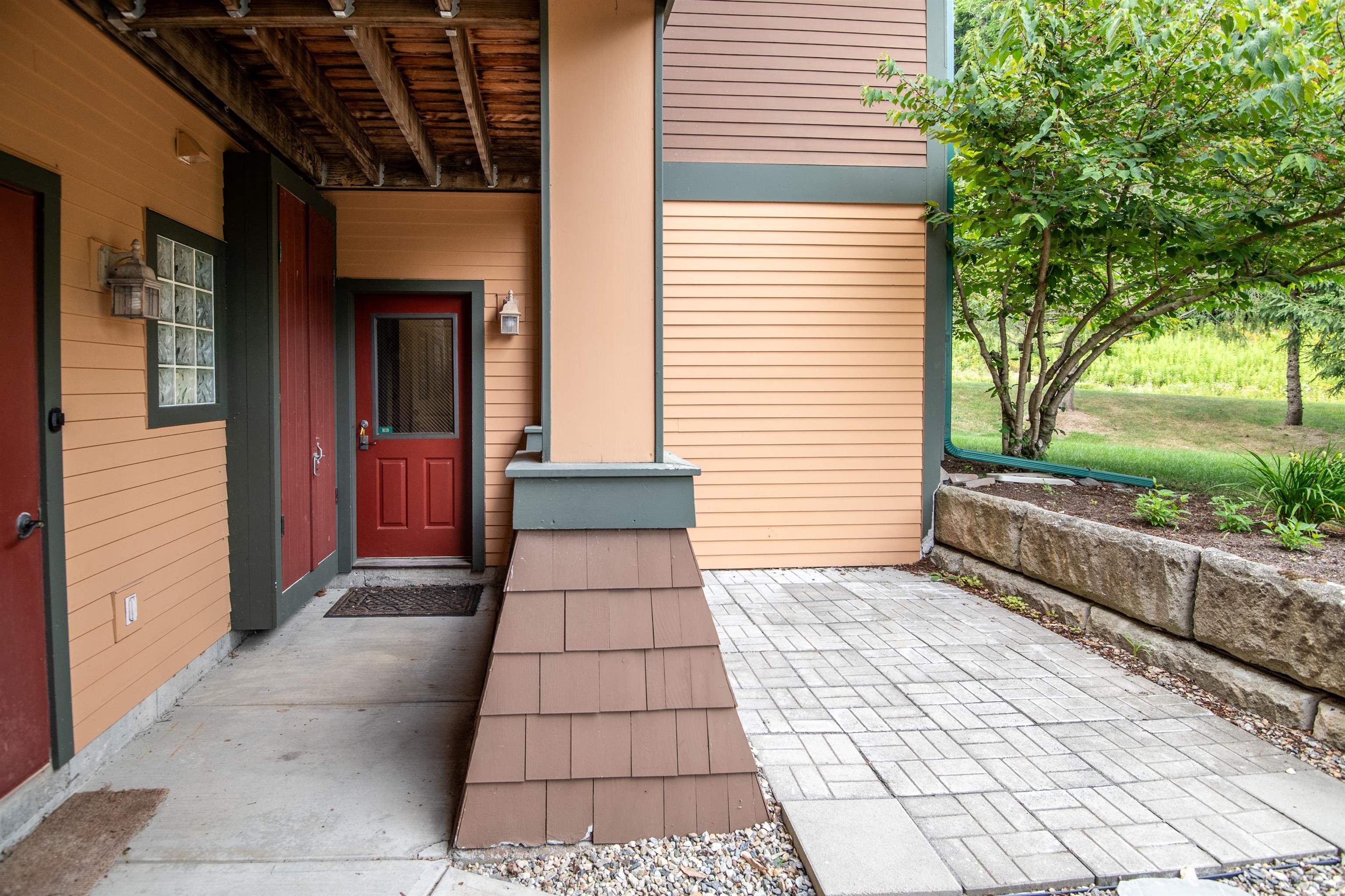 28 Carriage Lane Unit: E-3