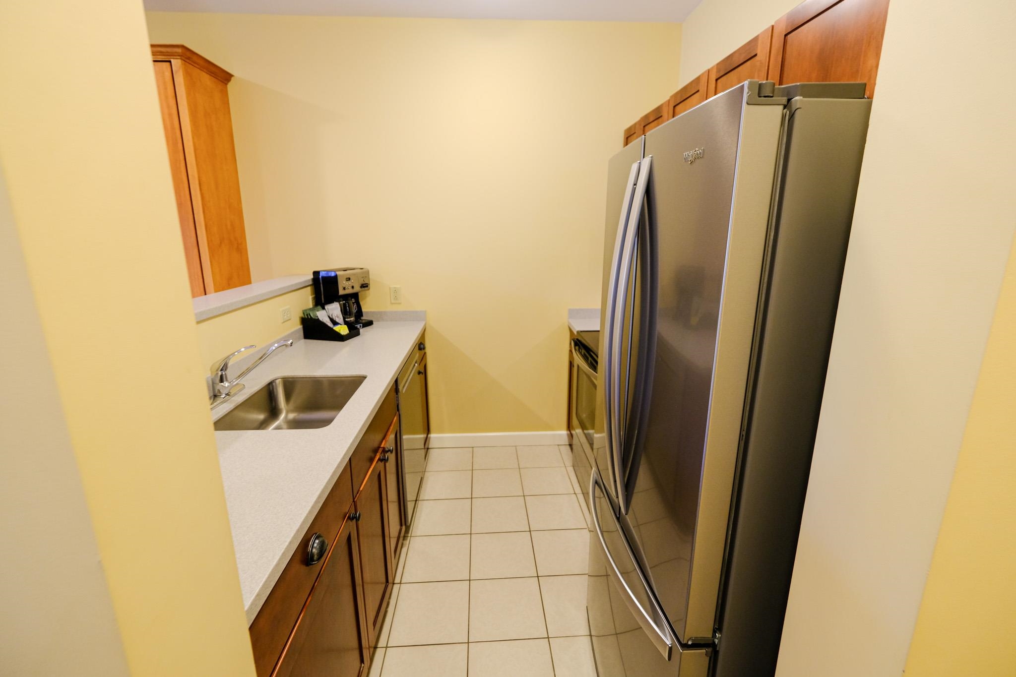 318/320 QII Jackson Gore Inn Unit: 318/320 QII