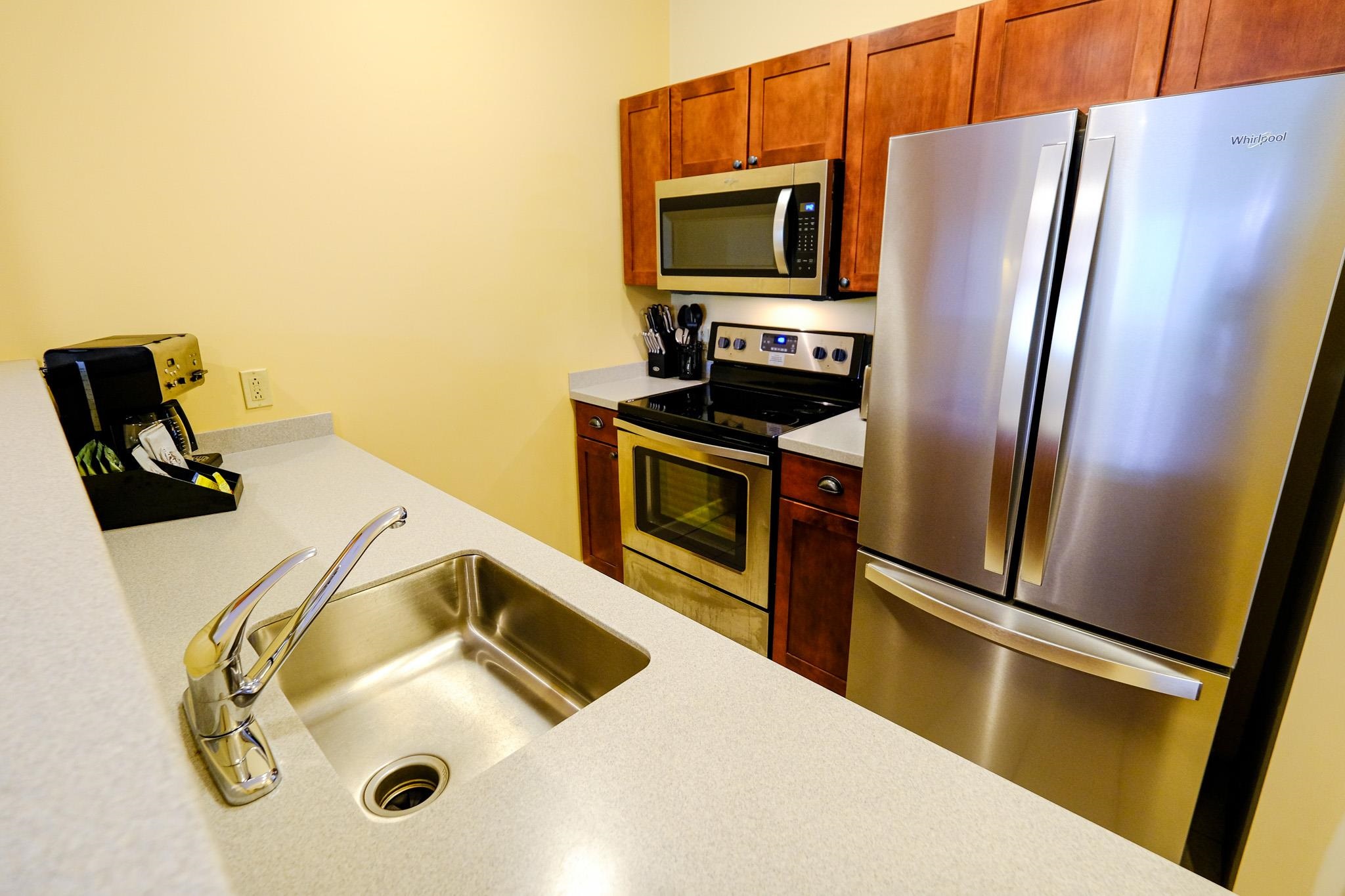 318/320 QII Jackson Gore Inn Unit: 318/320 QII