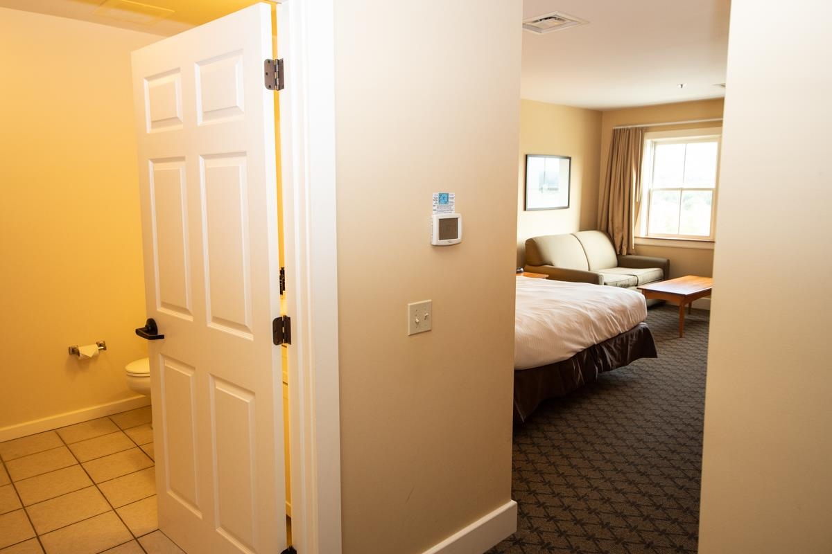 246/248 Qtr. I Jackson Gore Inn