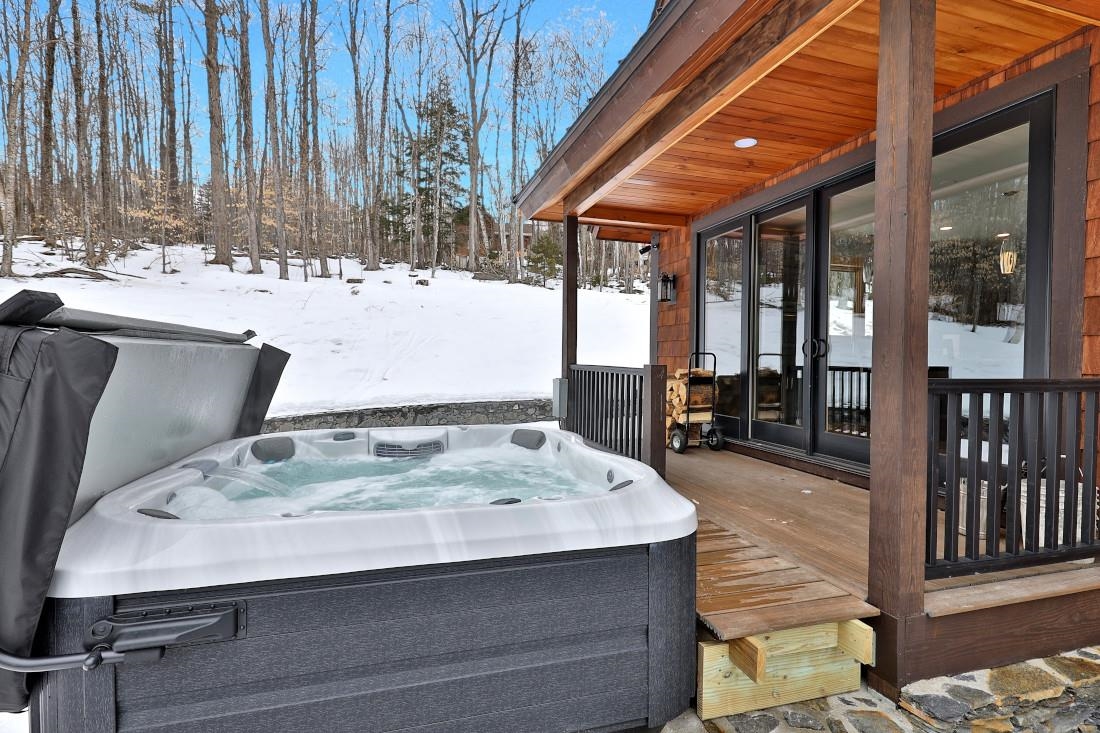 113 North Village Road Unit: 25