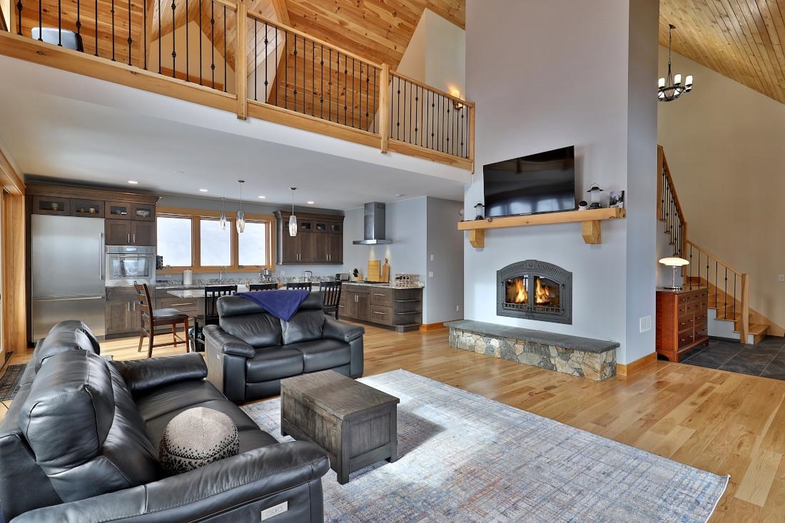 113 North Village Road Unit: 25