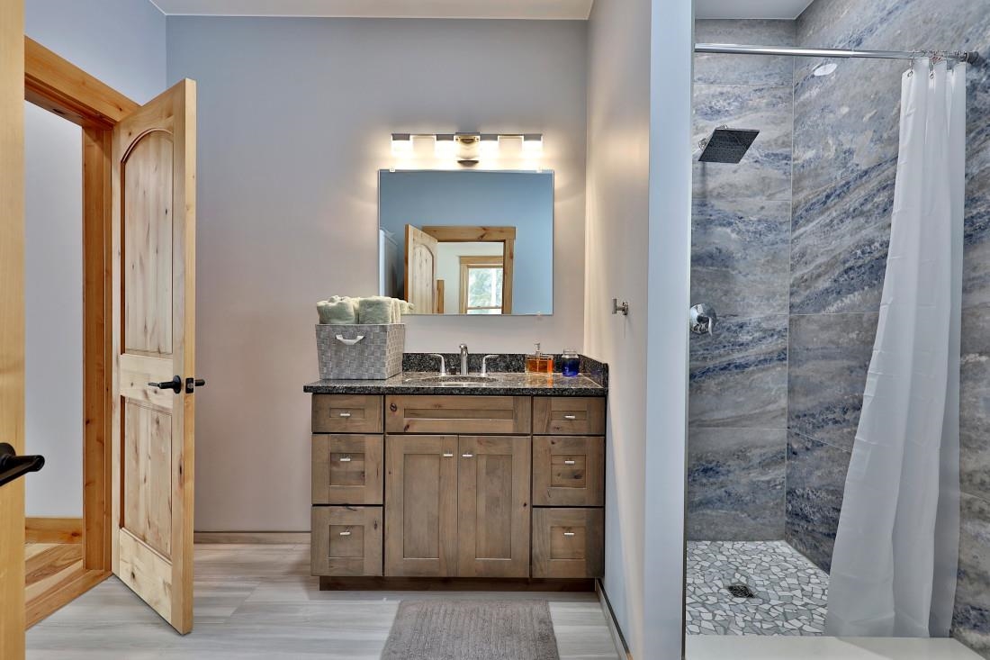 113 North Village Road Unit: 25