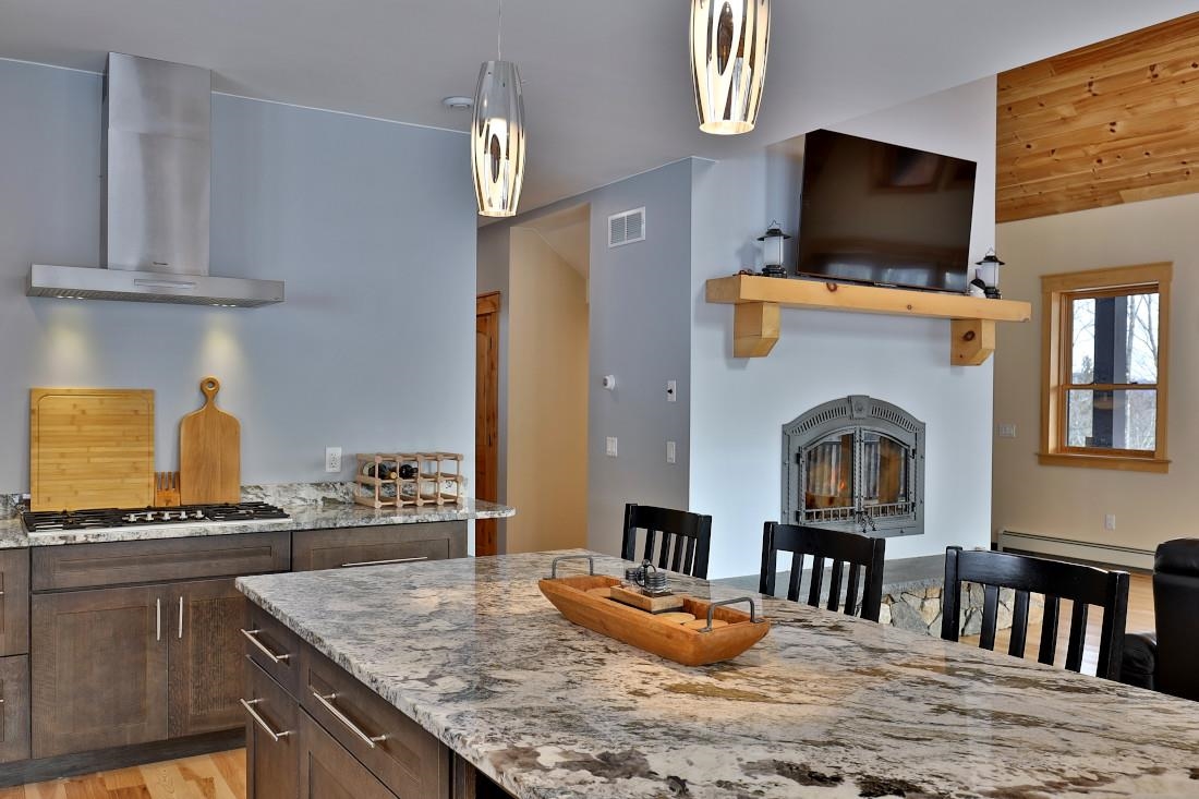 113 North Village Road Unit: 25