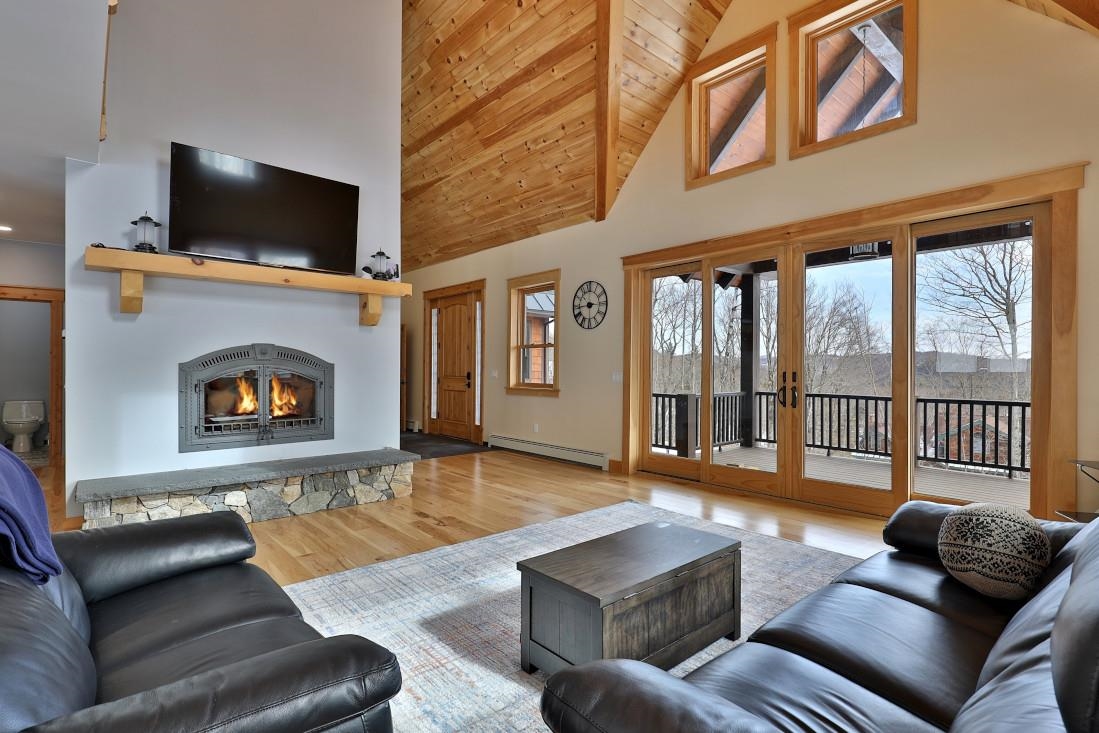 113 North Village Road Unit: 25