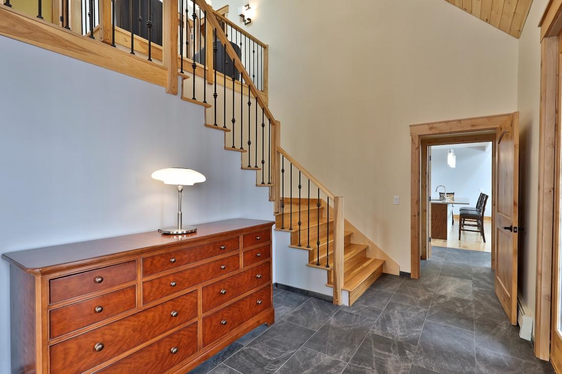 113 North Village Road Unit: 25