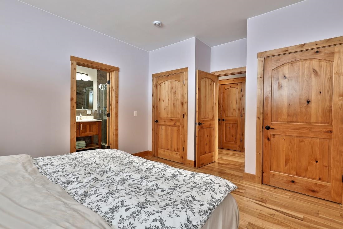 113 North Village Road Unit: 25