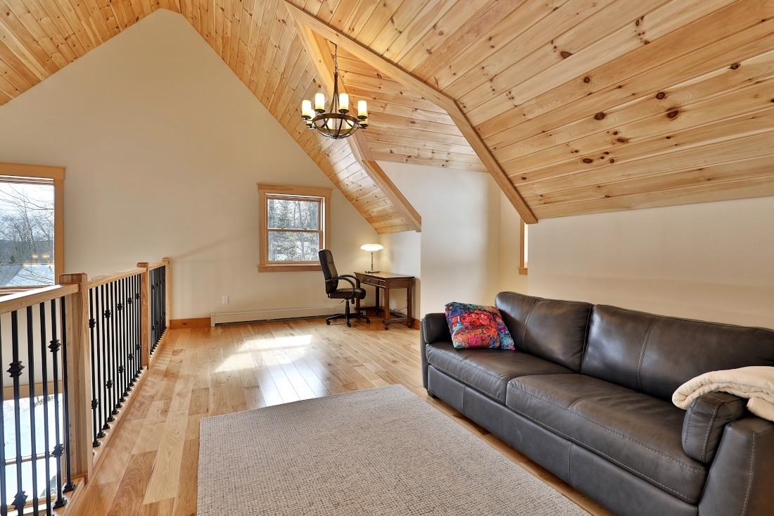 113 North Village Road Unit: 25