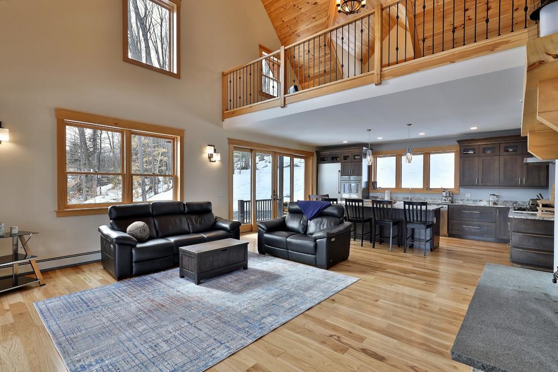 113 North Village Road Unit: 25