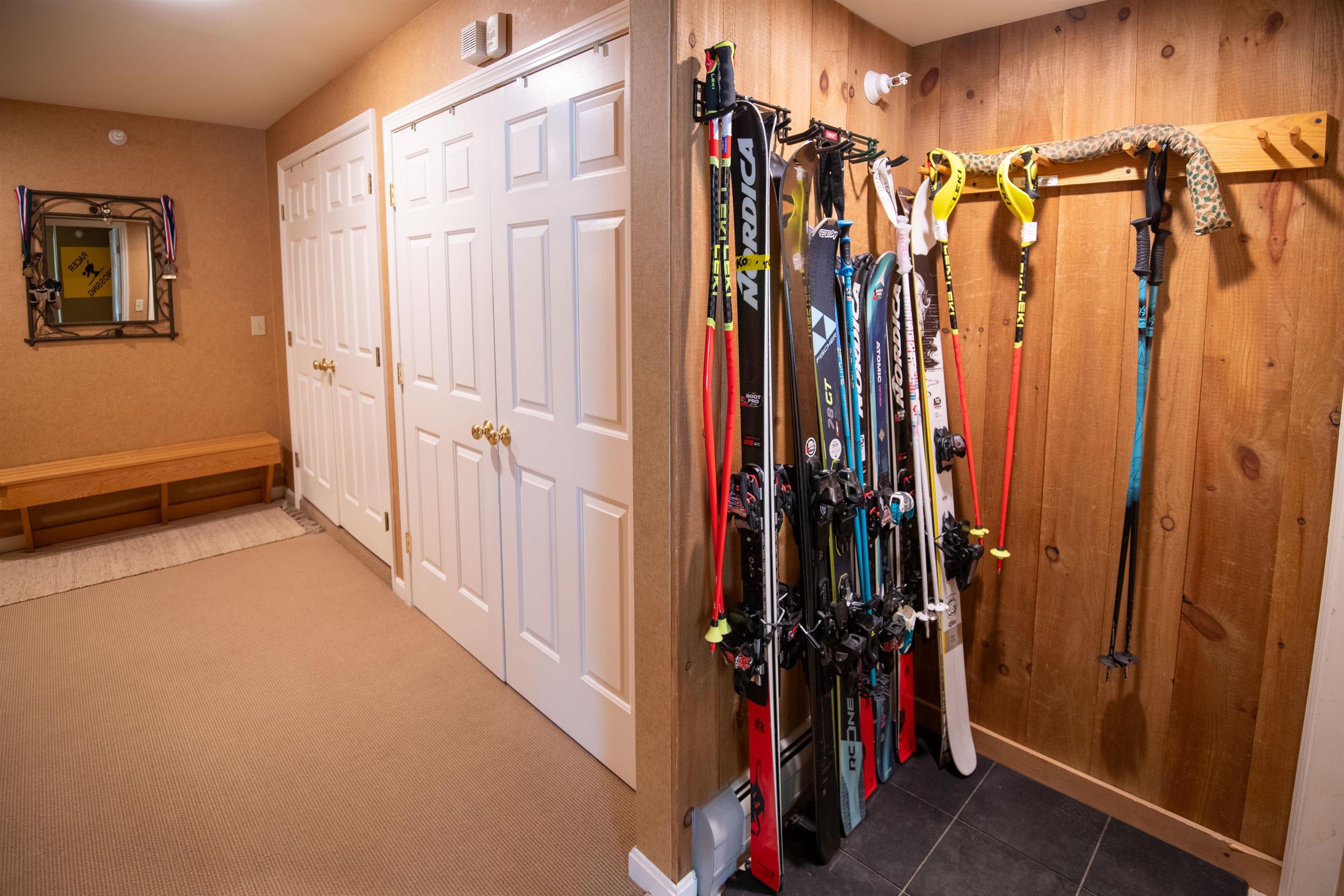 22 Harrison Lane Unit: L-203