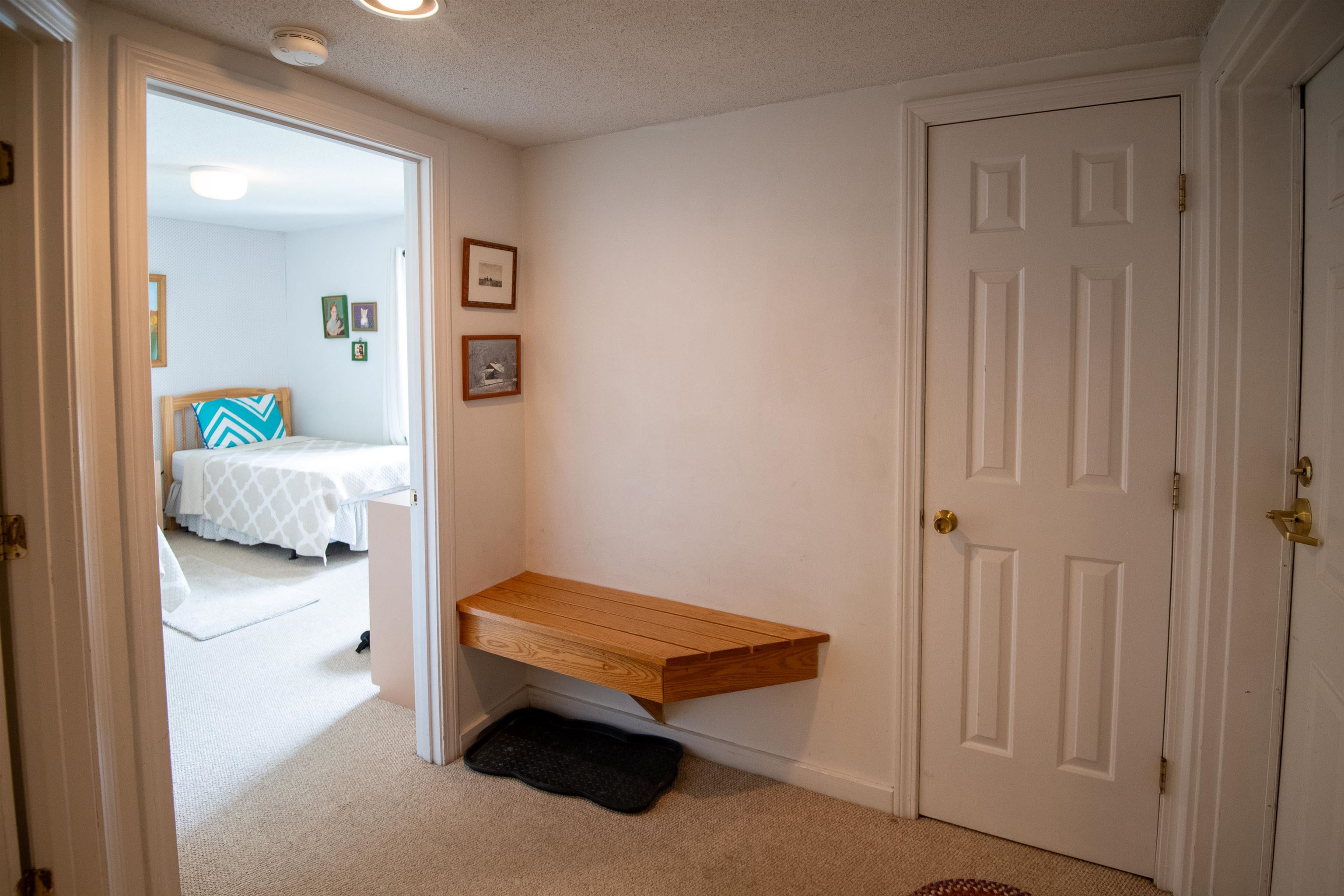 19 White Loop Unit: A-203