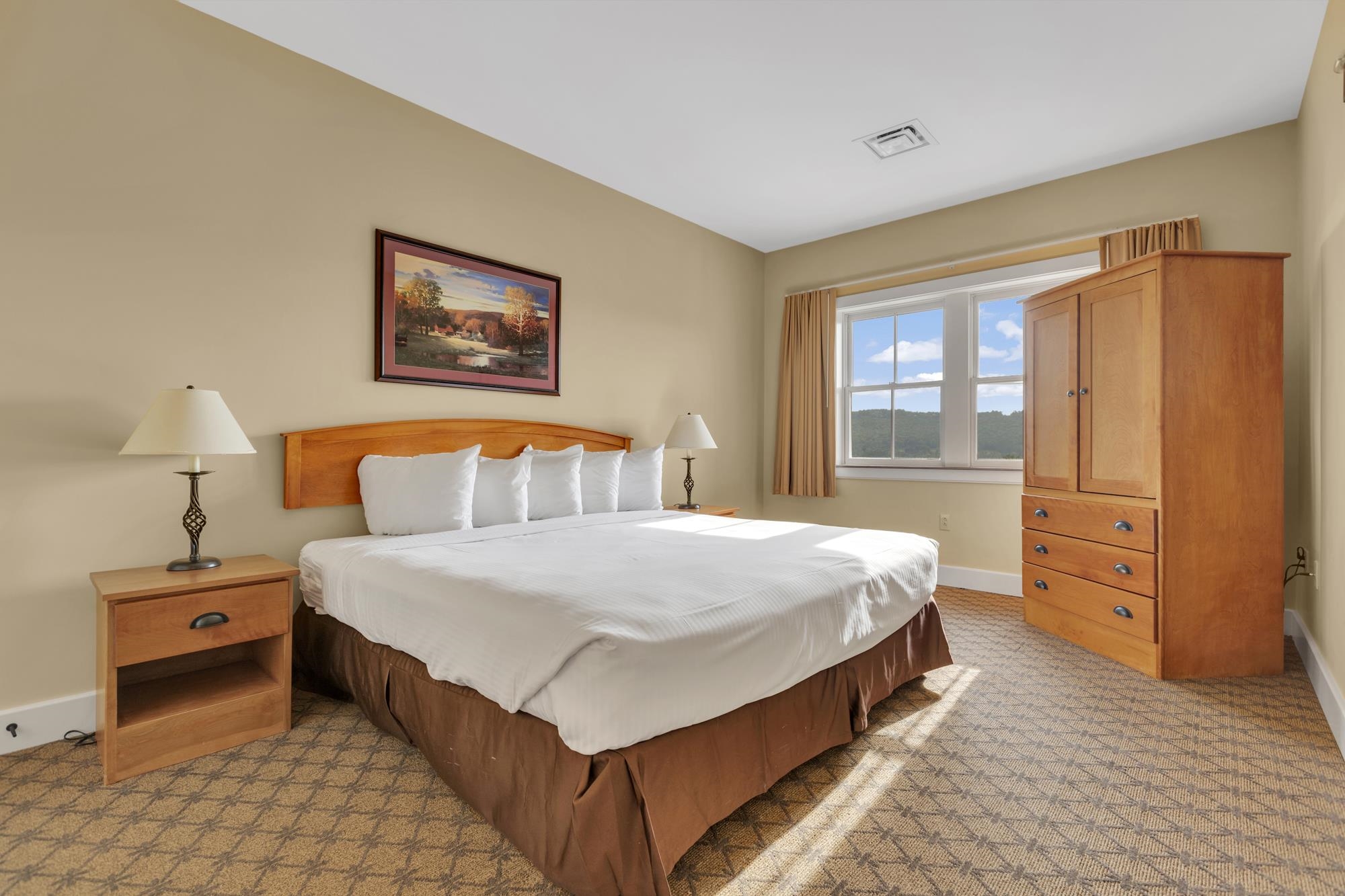 418 Q2 Jackson Gore Inn Unit: 418 QII