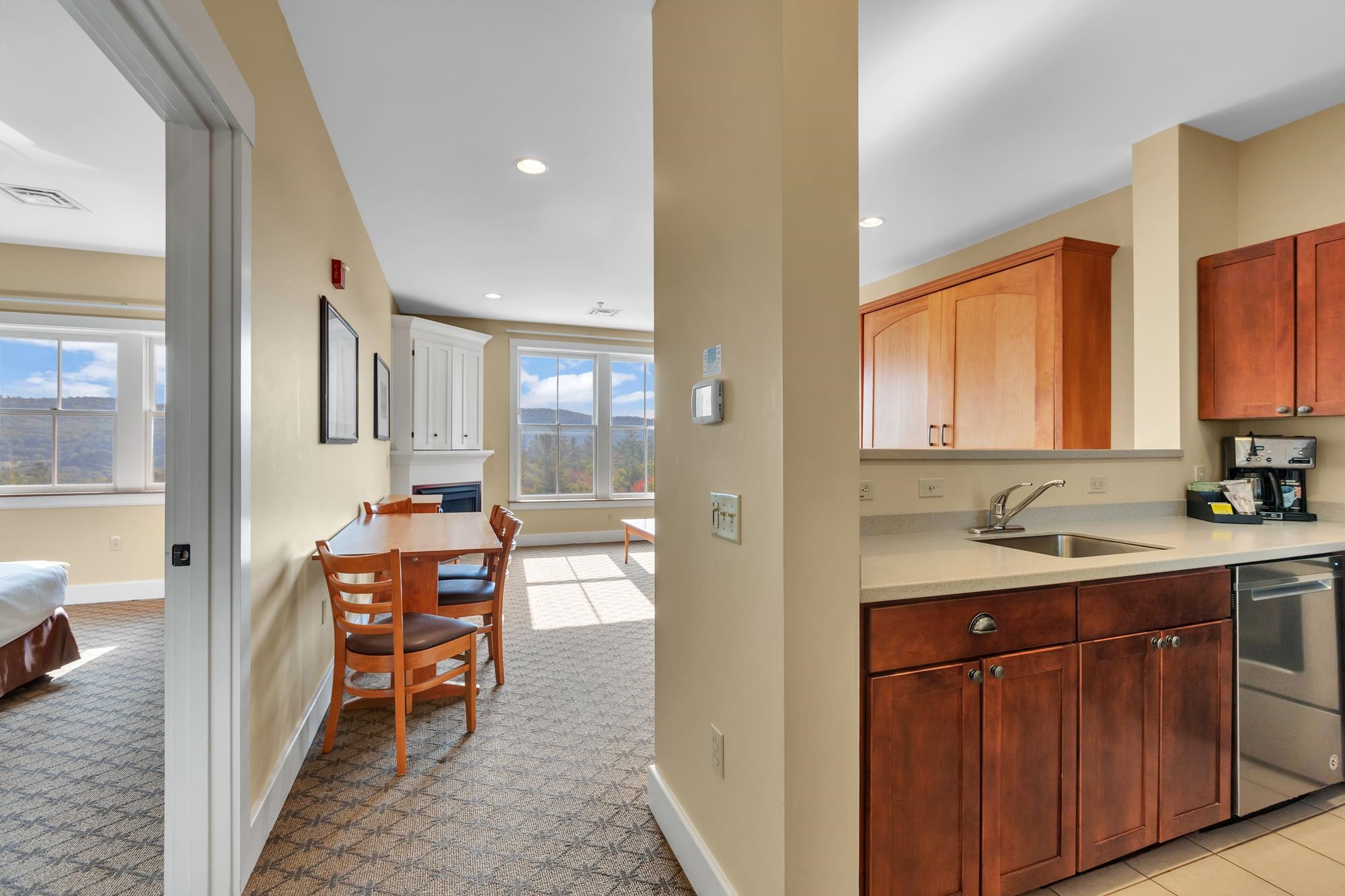 418 Q2 Jackson Gore Inn Unit: 418 QII