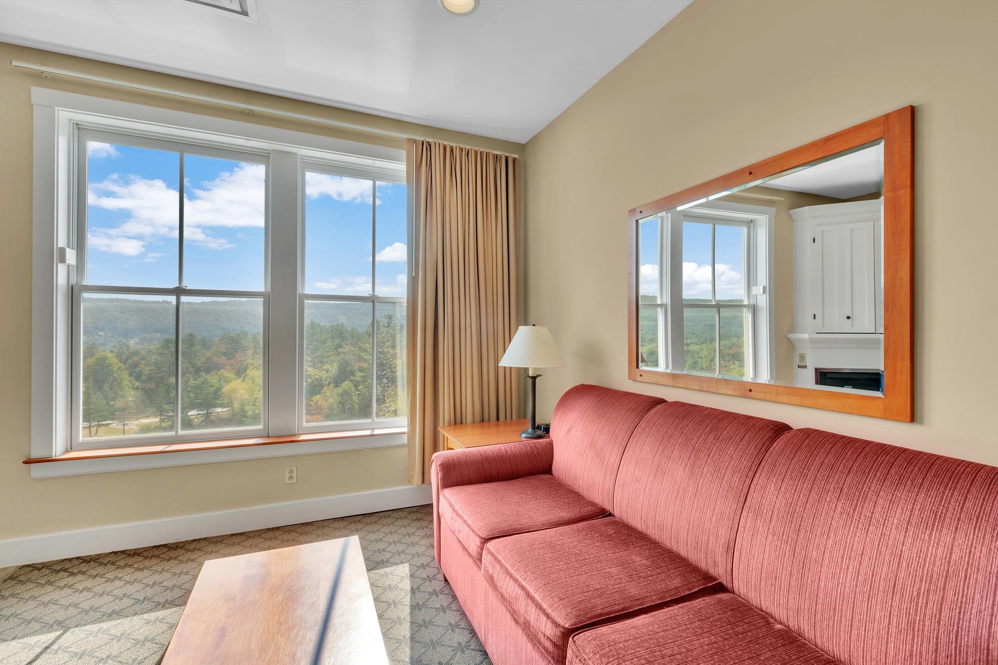 418 Q2 Jackson Gore Inn Unit: 418 QII