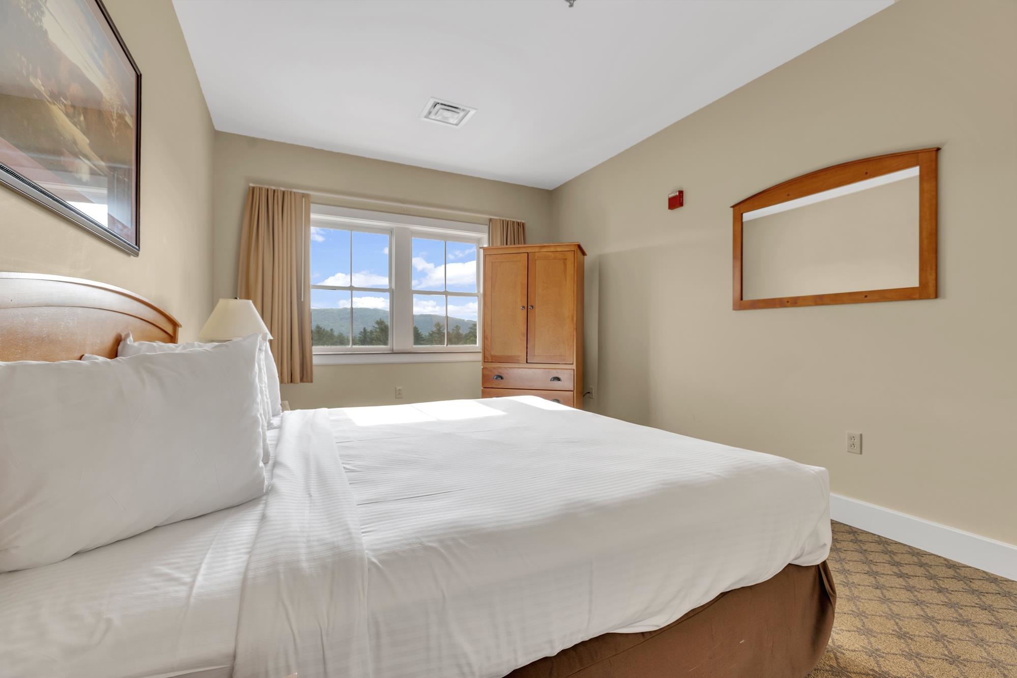 418 Q2 Jackson Gore Inn Unit: 418 QII