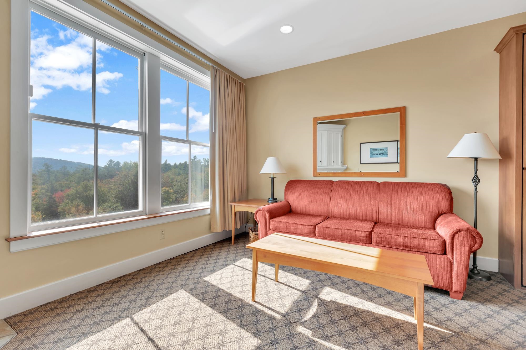 418 Q2 Jackson Gore Inn Unit: 418 QII