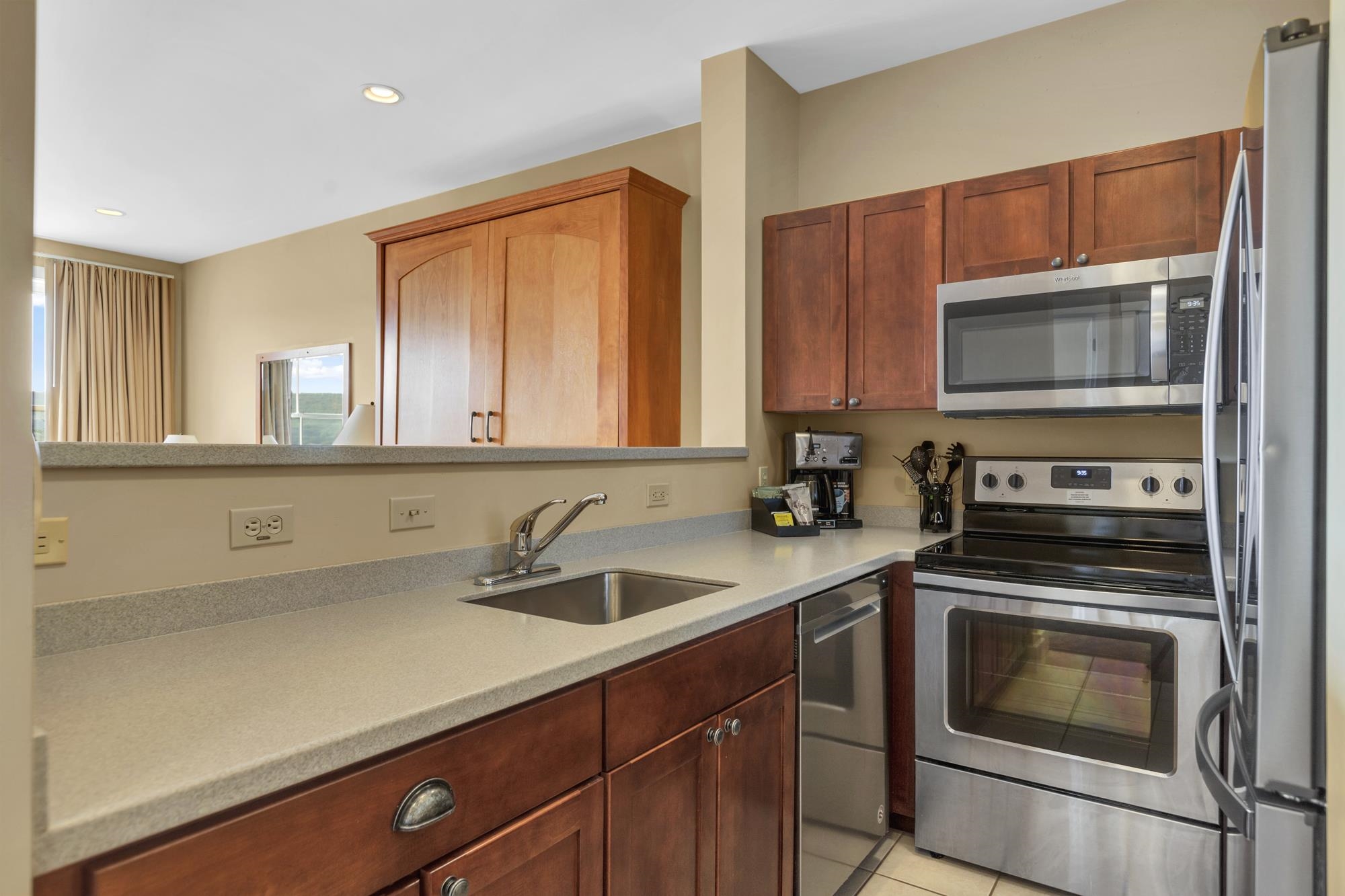 418 Q2 Jackson Gore Inn Unit: 418 QII