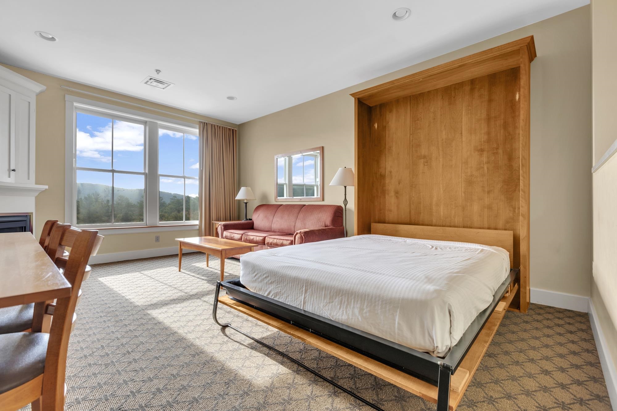 418 Q2 Jackson Gore Inn Unit: 418 QII