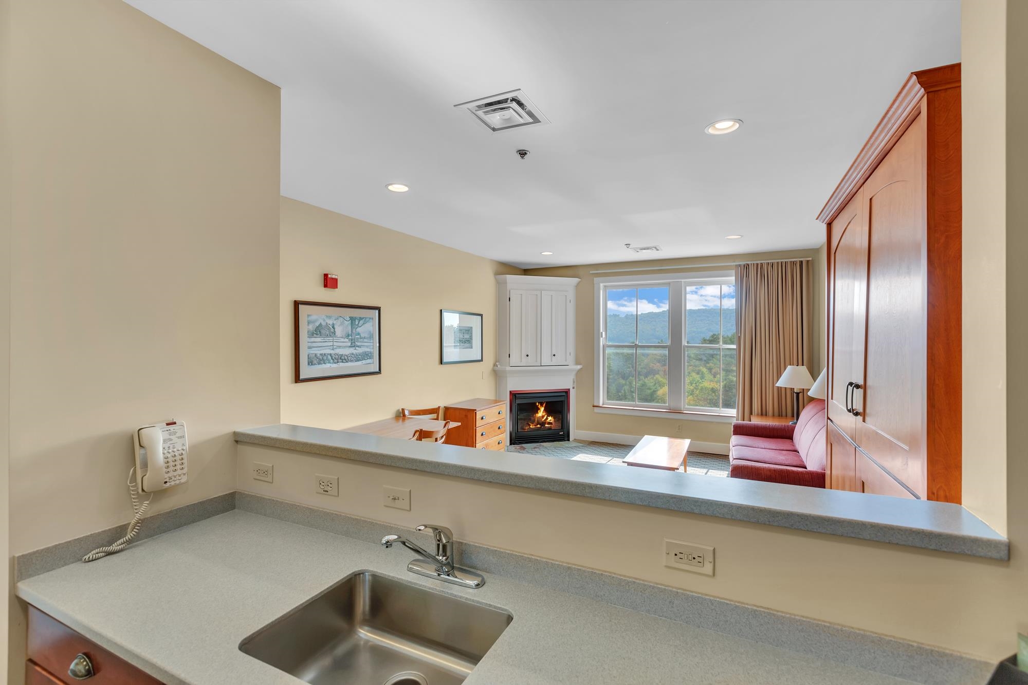 418 Q2 Jackson Gore Inn Unit: 418 QII