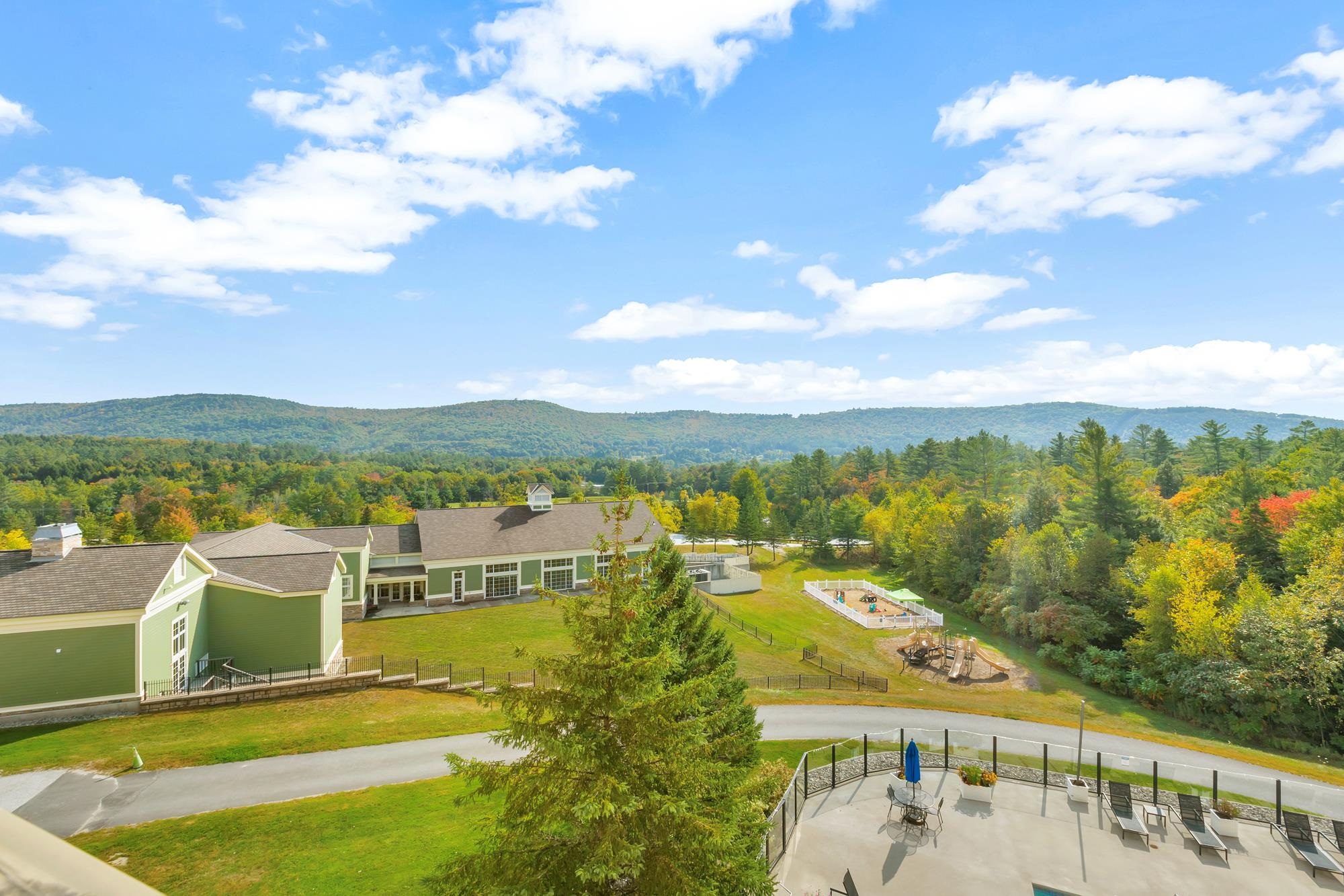 418 Q2 Jackson Gore Inn Unit: 418 QII