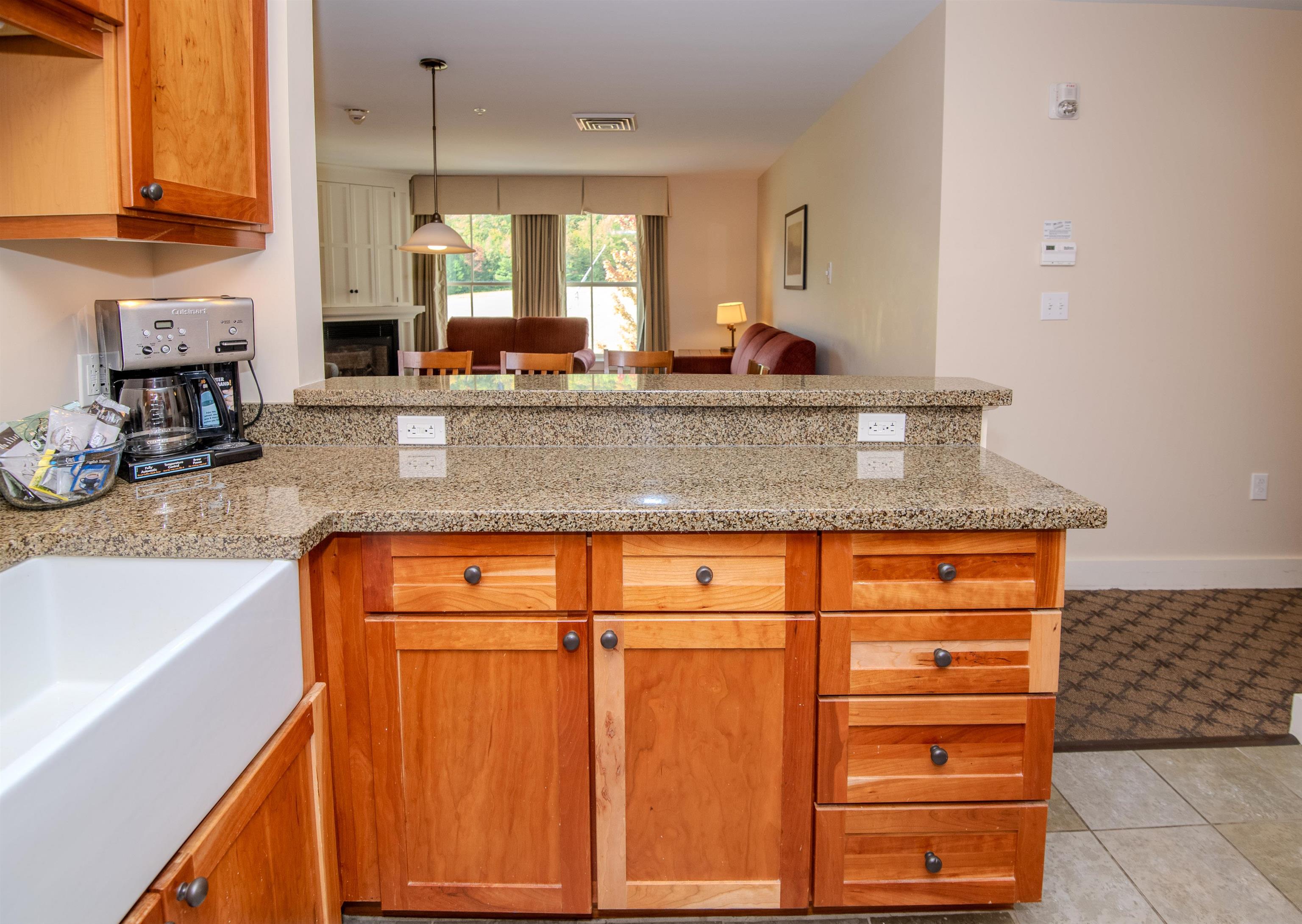 705/707 Qtr. I V Adams House