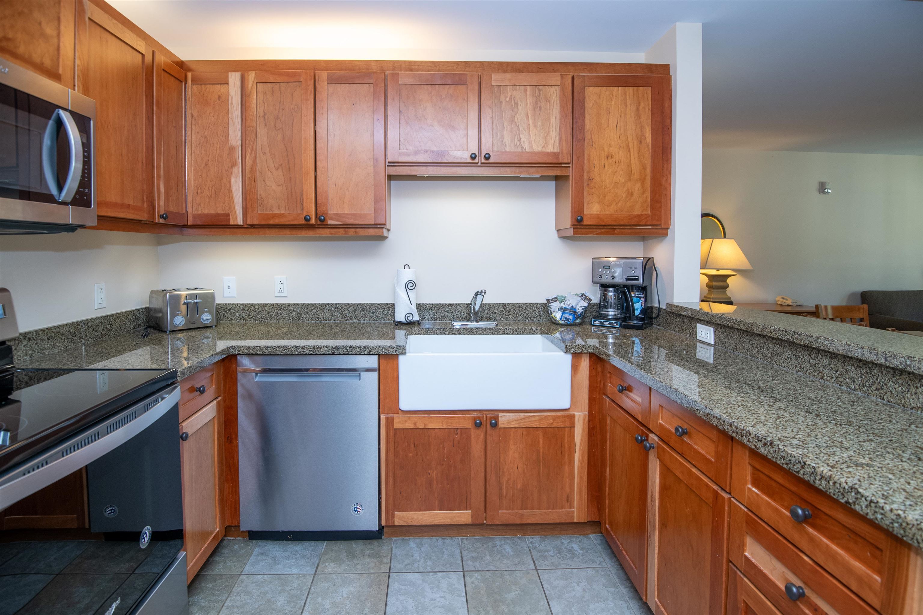 705/707 Qtr. I V Adams House