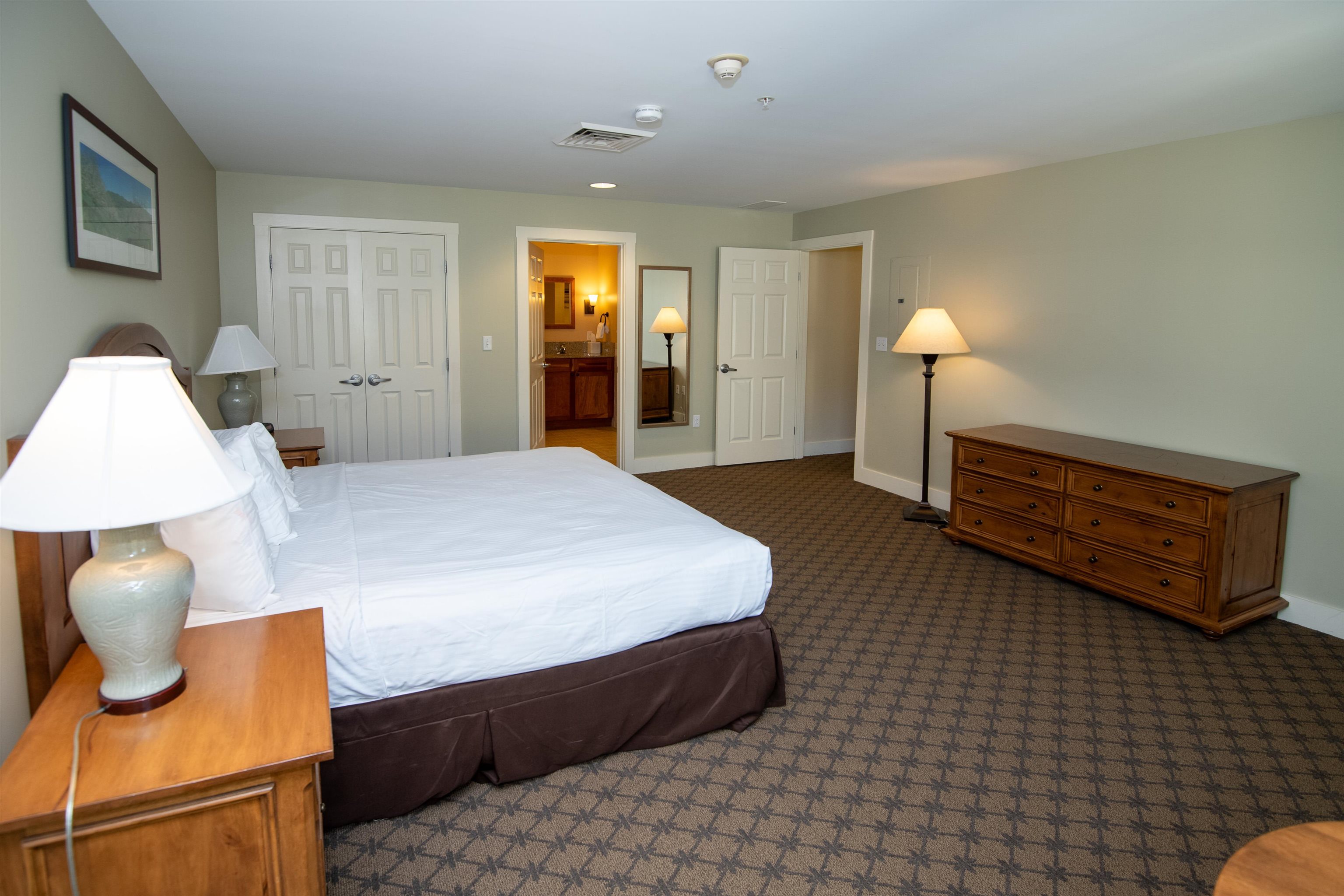 705/707 Qtr. I V Adams House