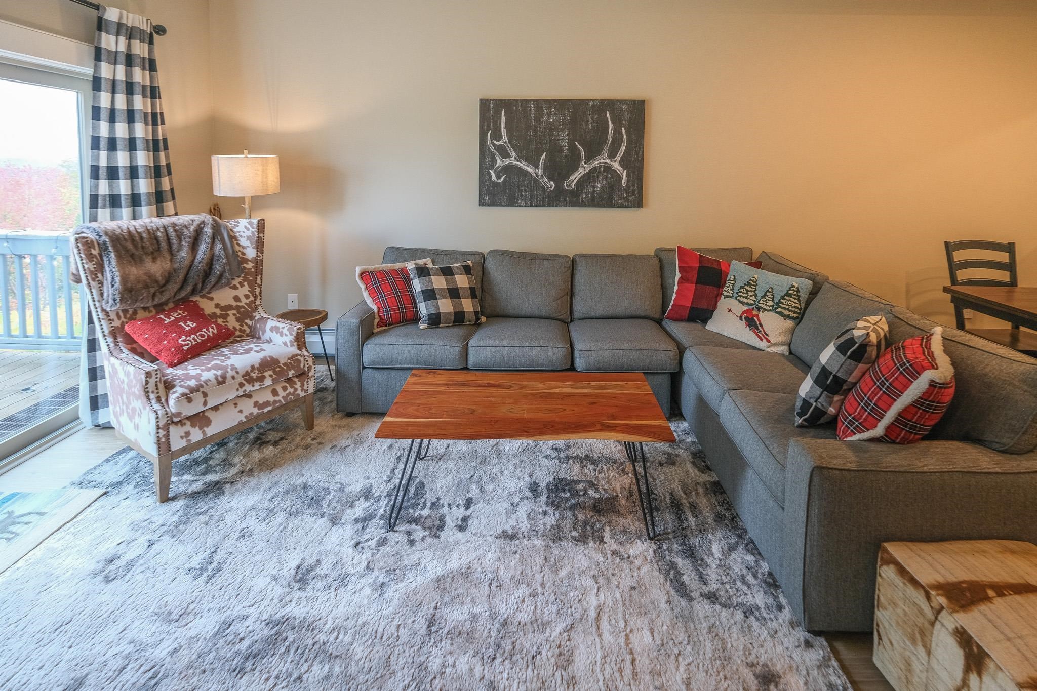 245 Solitude Road Unit: M203