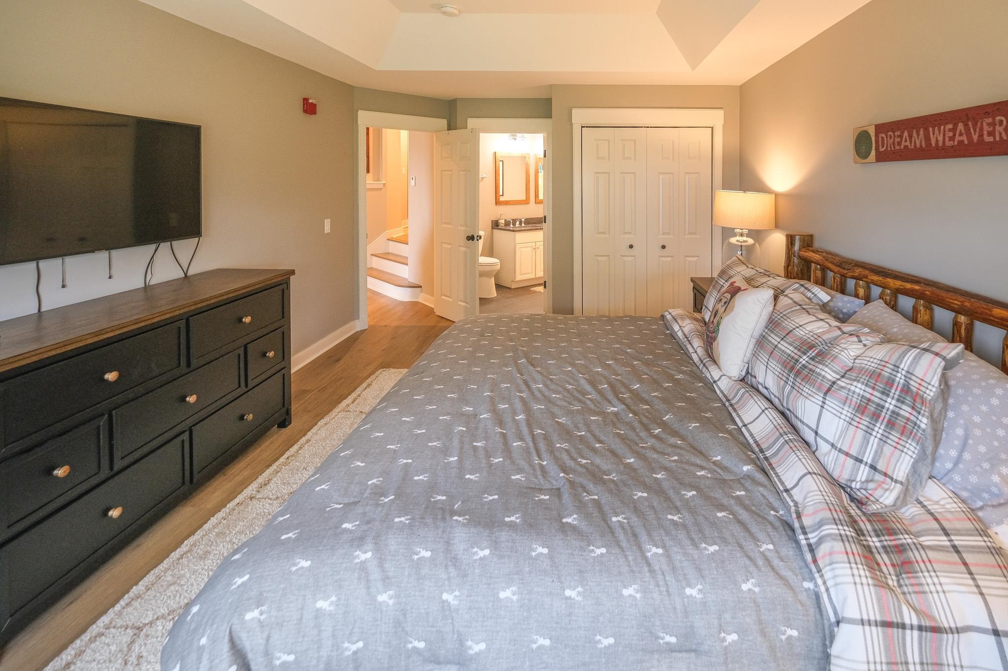 245 Solitude Road Unit: M203
