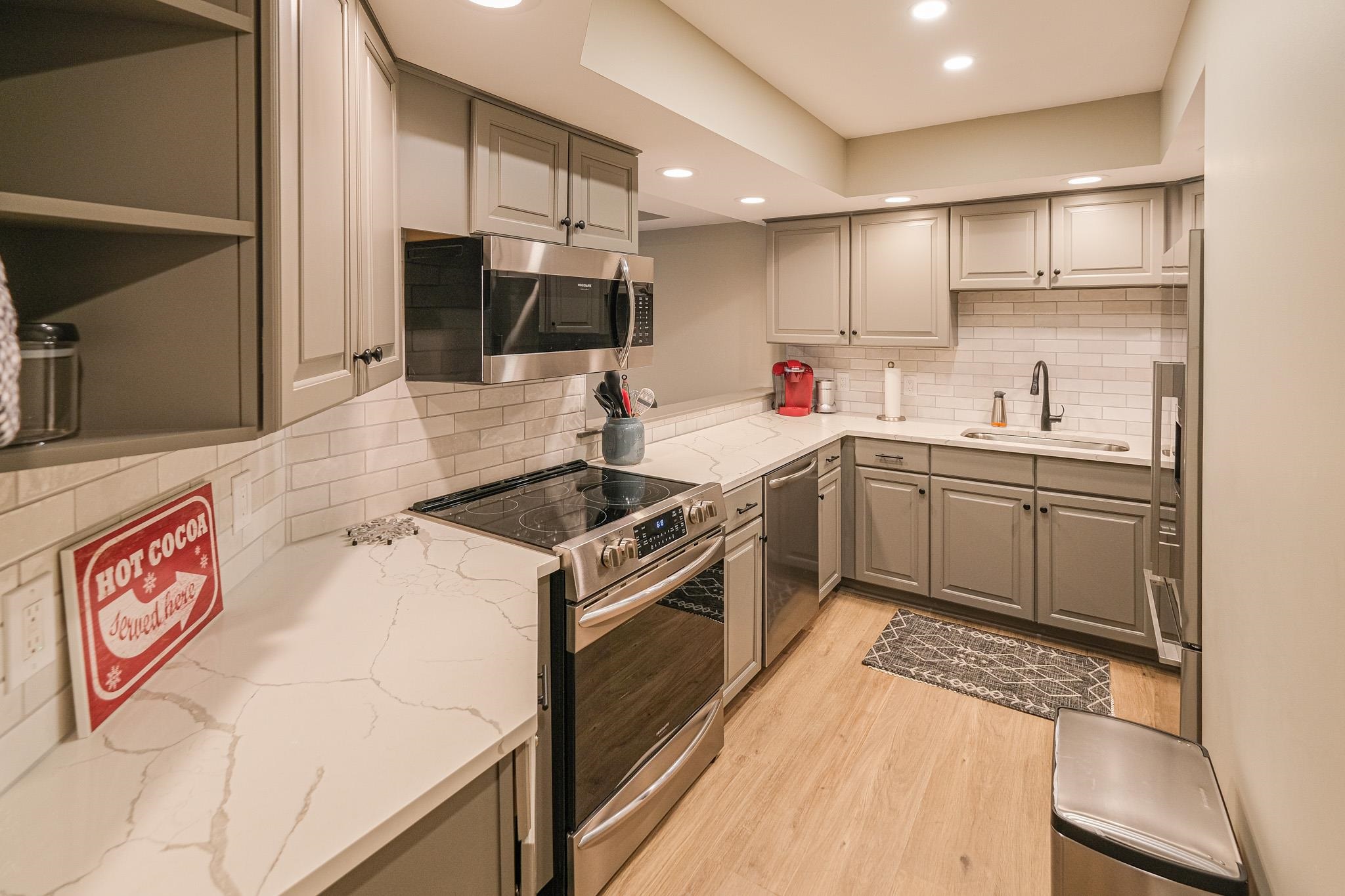 245 Solitude Road Unit: M203