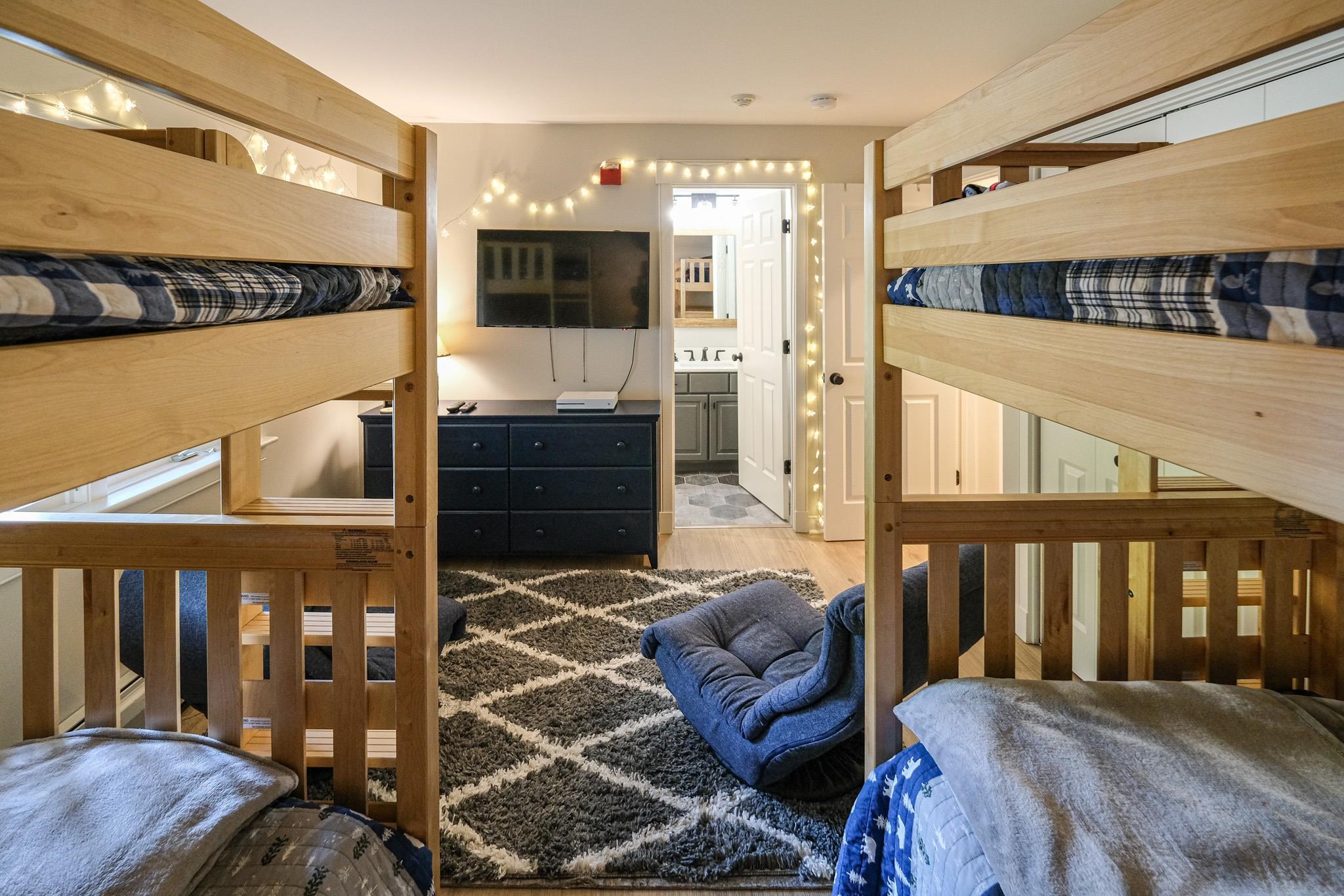 245 Solitude Road Unit: M203