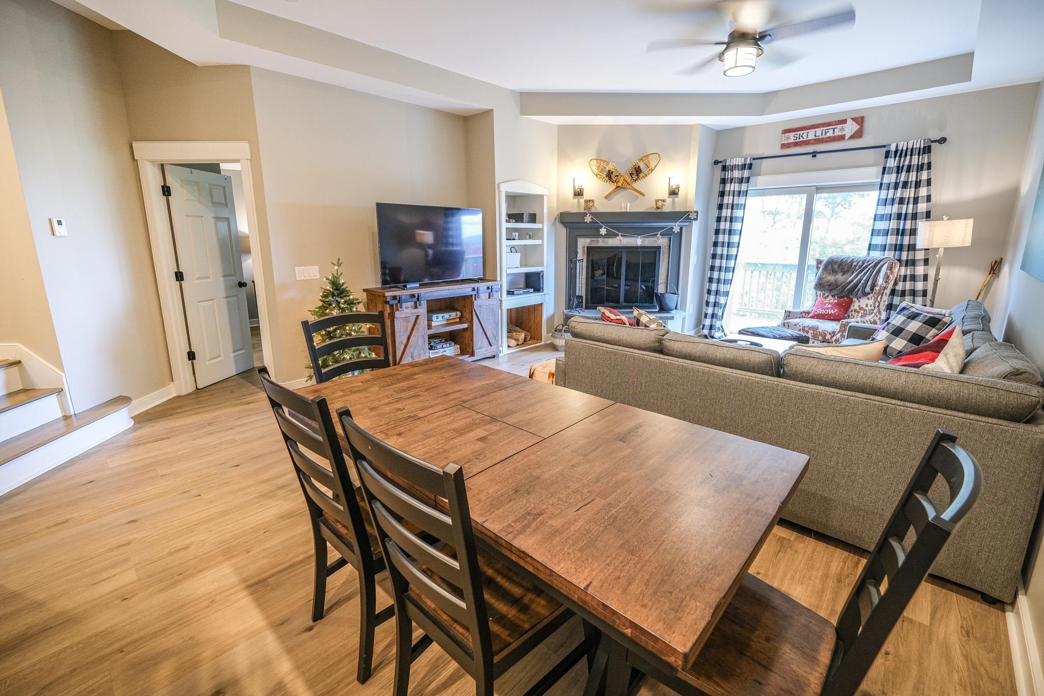 245 Solitude Road Unit: M203