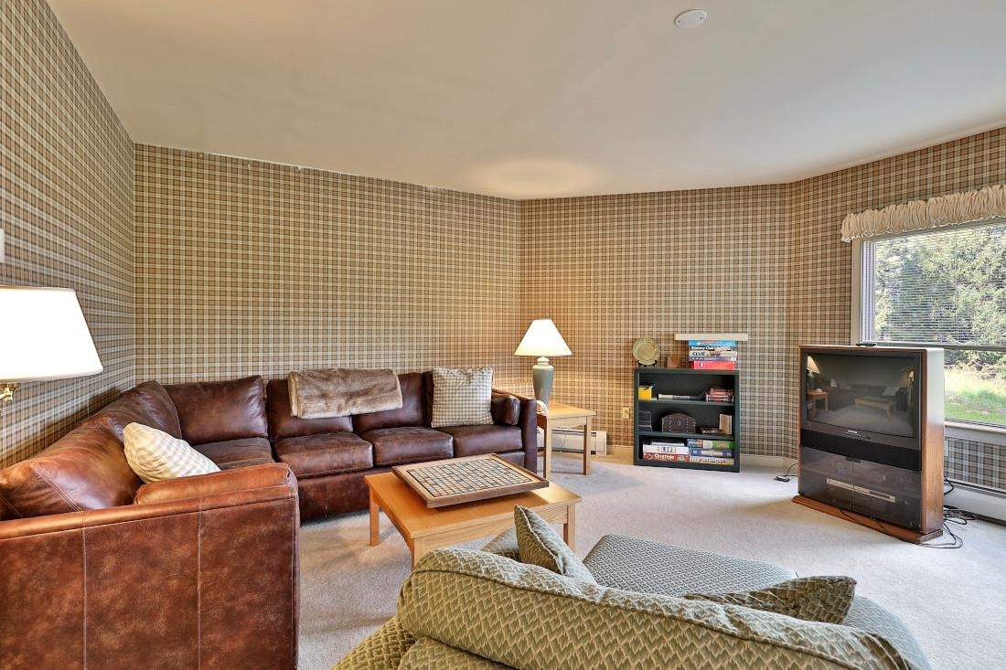 75 Alpine Way Unit: C-4