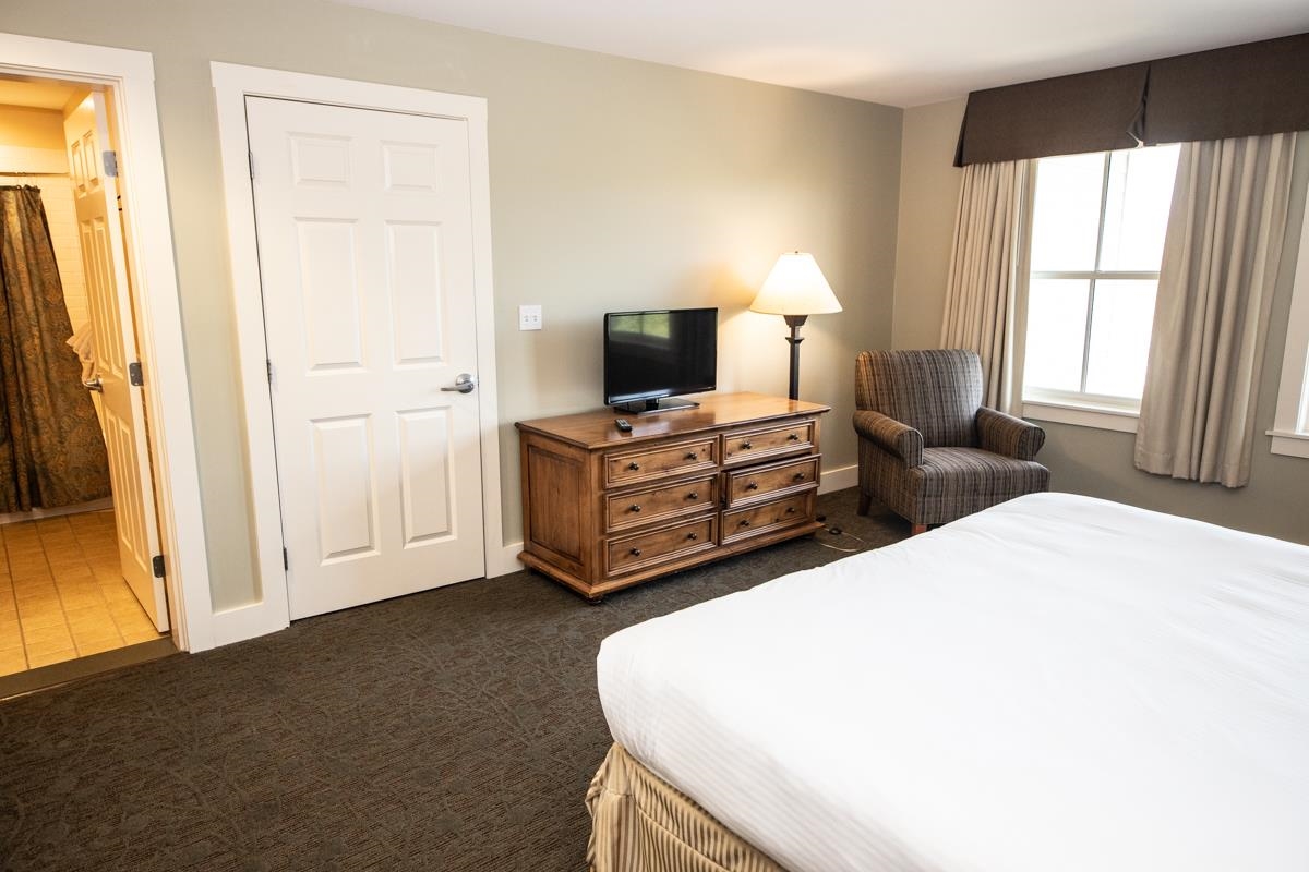 820/822 Qtr. I I Adams House