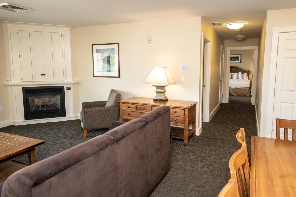 820/822 Qtr. I I Adams House