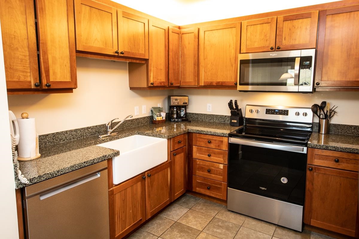 820/822 Qtr. I I Adams House