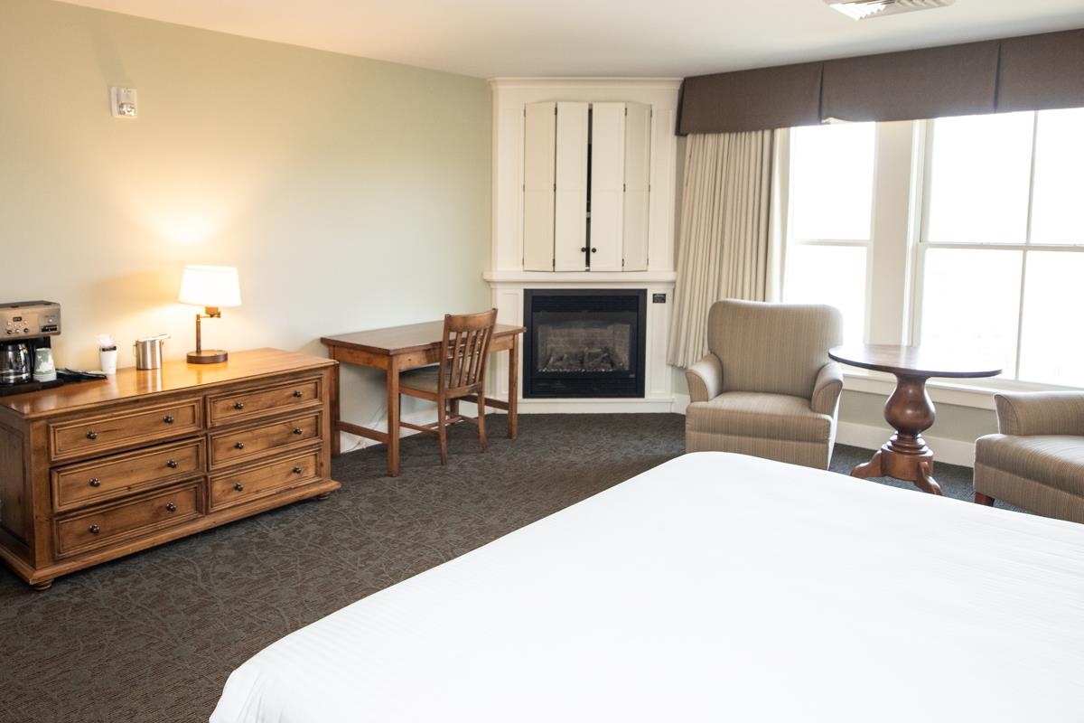 820/822 Qtr. I I Adams House